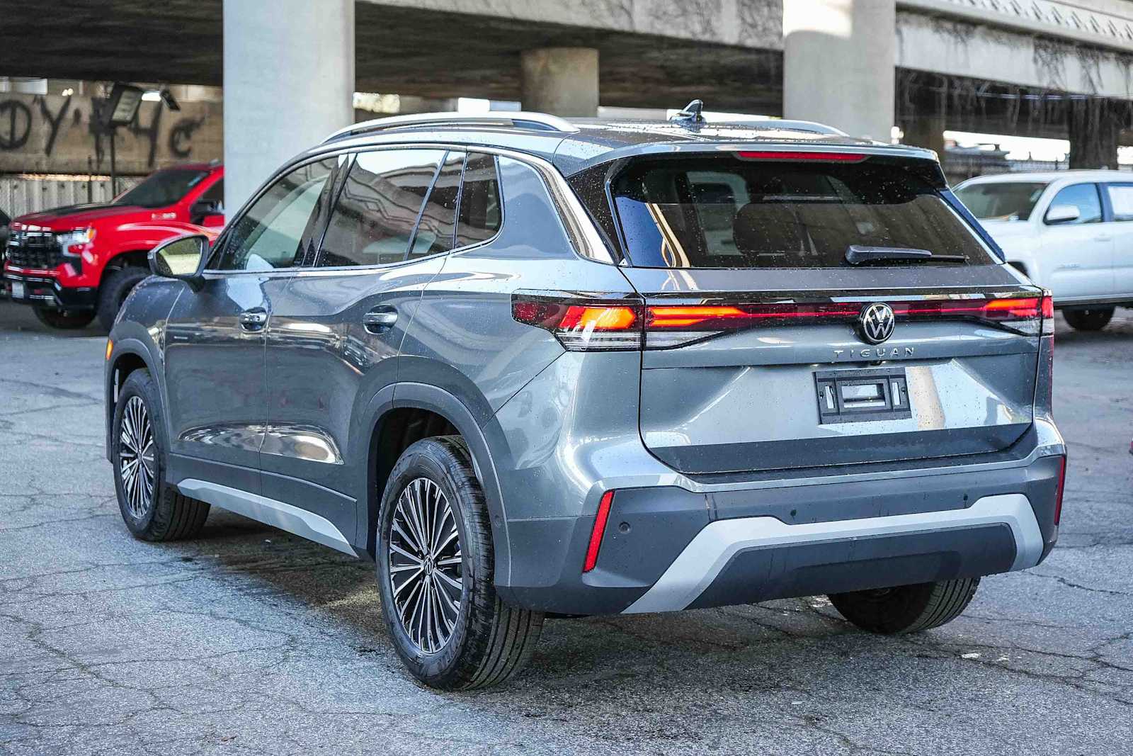 Thumbnail: 2026 Volkswagen Tiguan - 8