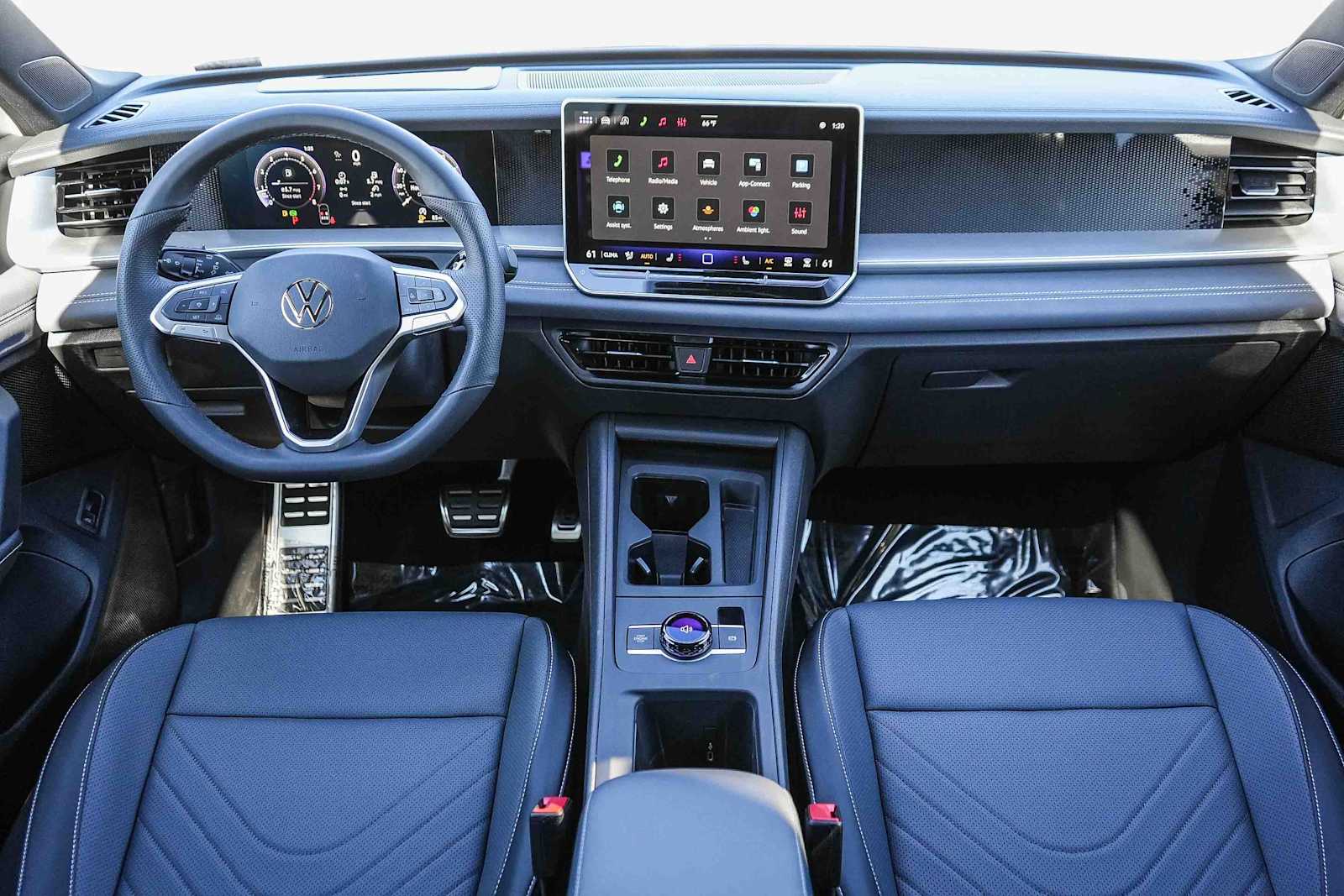 Thumbnail: 2026 Volkswagen Tiguan - 14