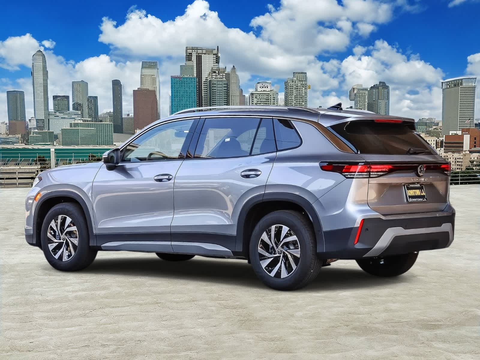 Thumbnail: 2026 Volkswagen Tiguan - 6