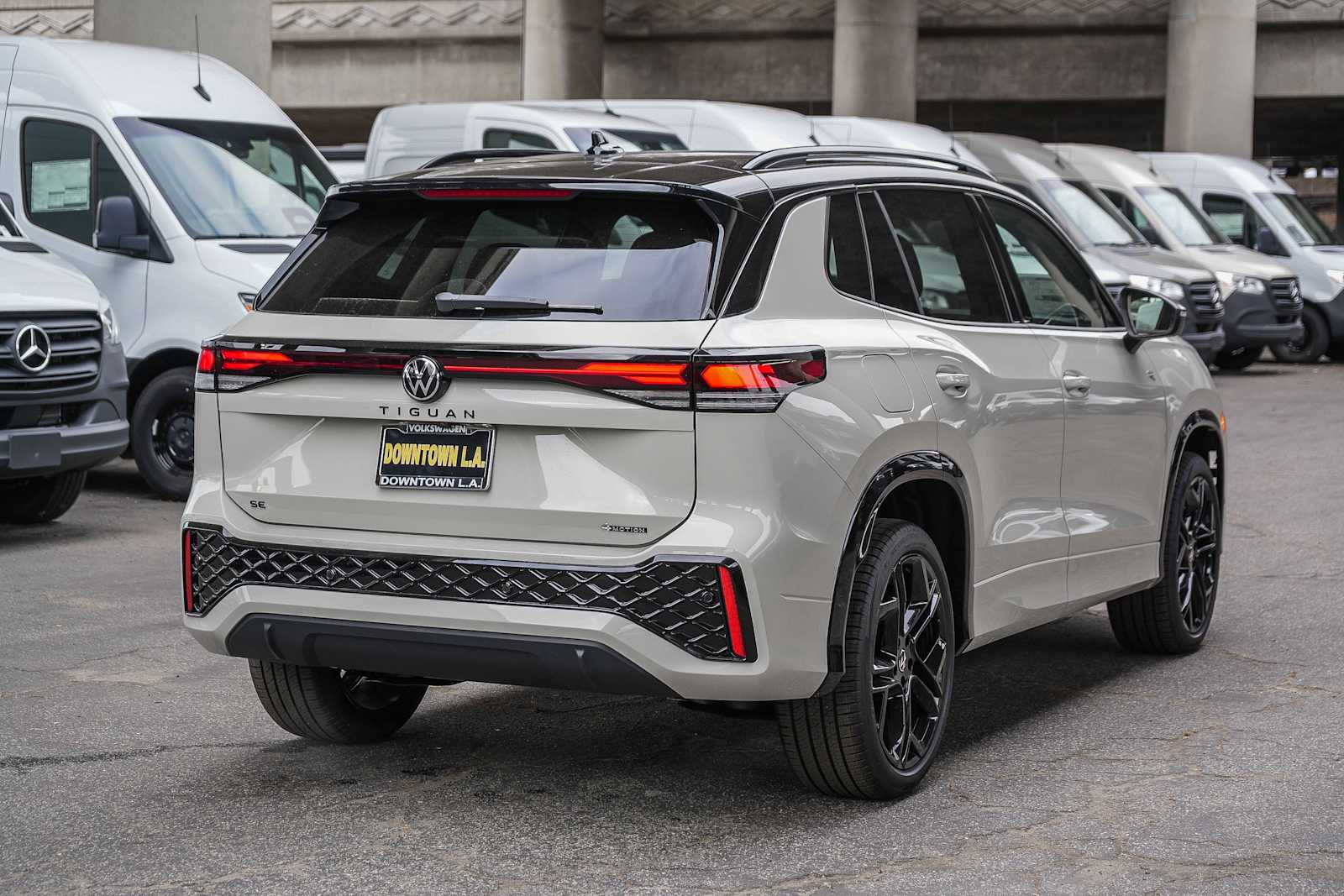 Thumbnail: 2026 Volkswagen Tiguan - 3