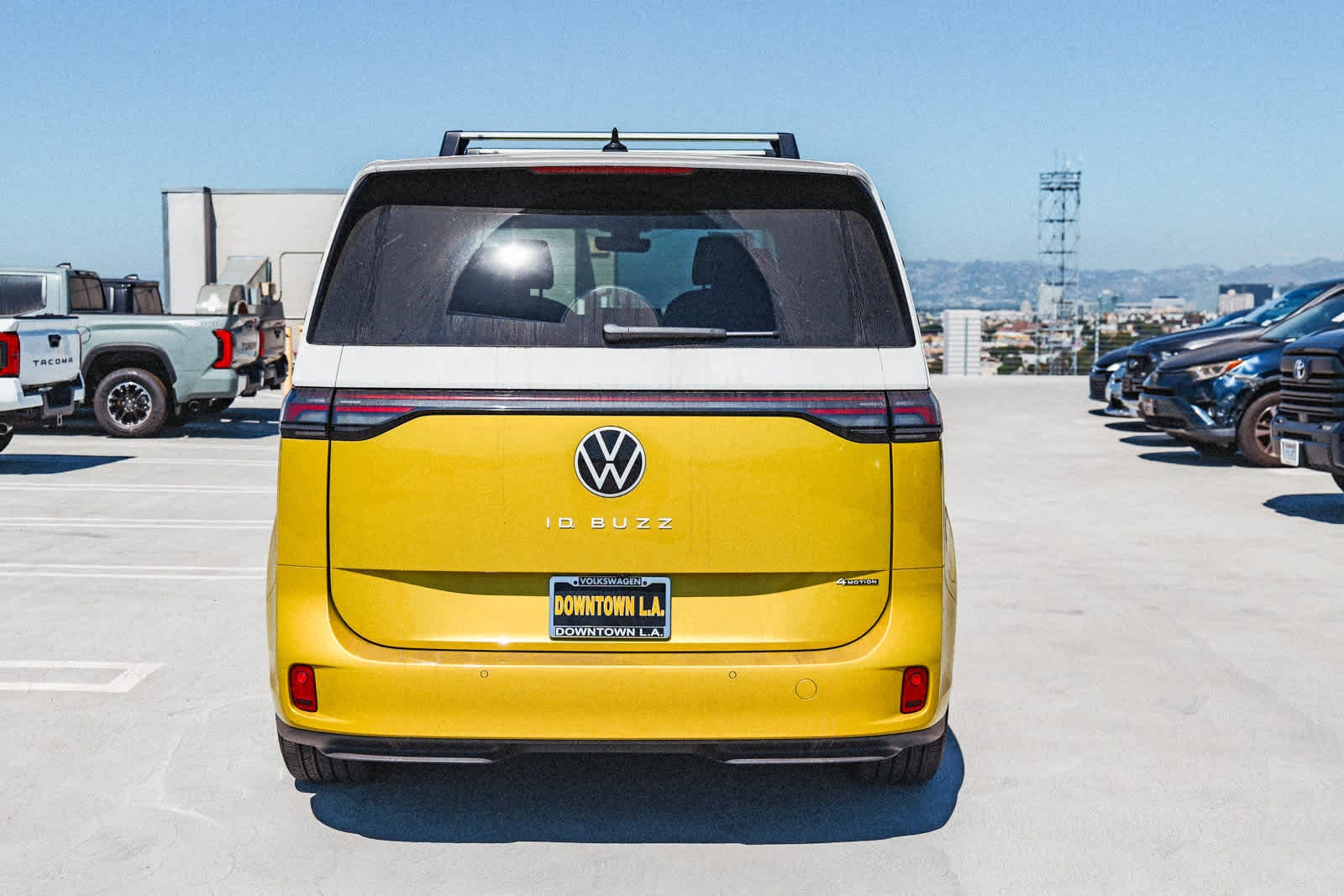 Thumbnail: 2025 Volkswagen ID.Buzz - 5