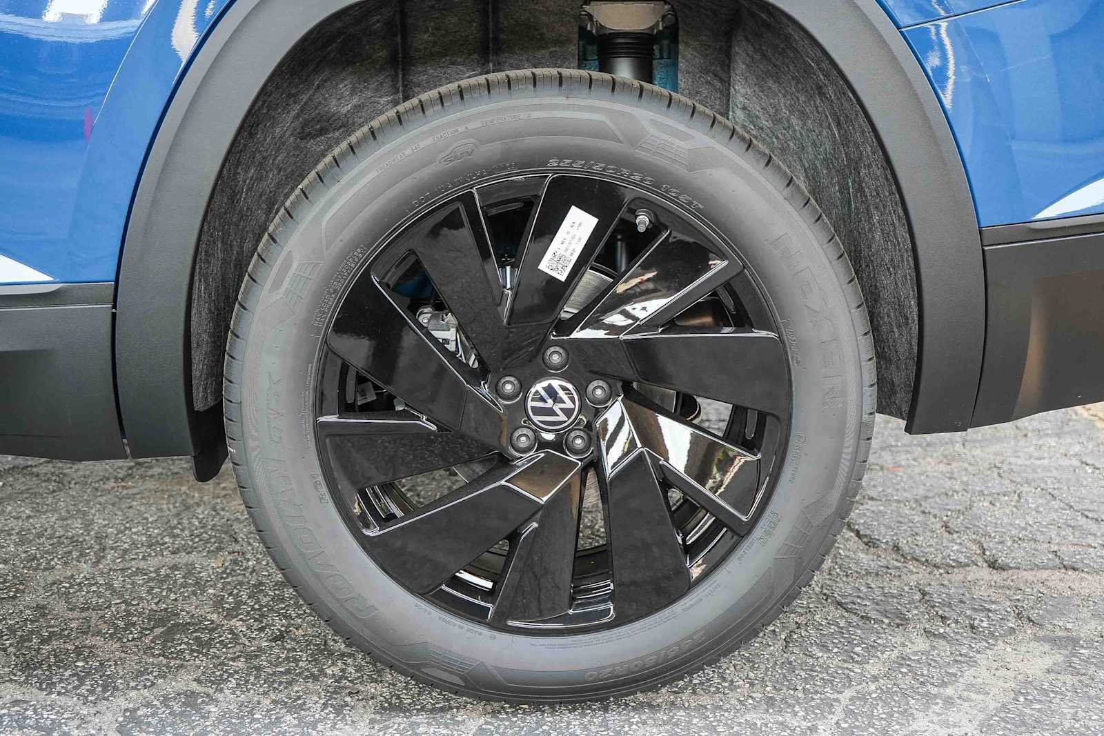 Thumbnail: 2026 Volkswagen Atlas - 10