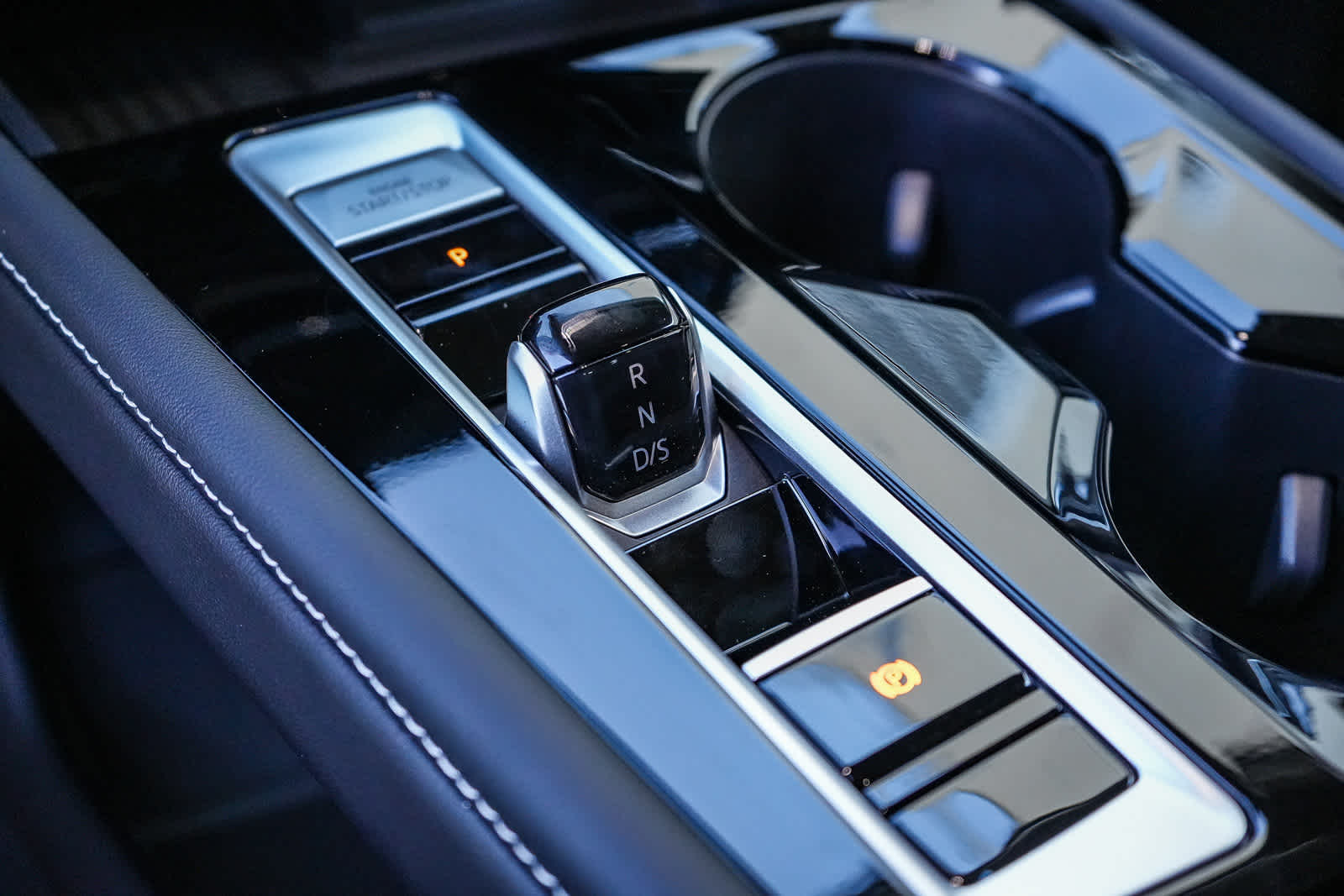 Thumbnail: 2026 Volkswagen Atlas - 20