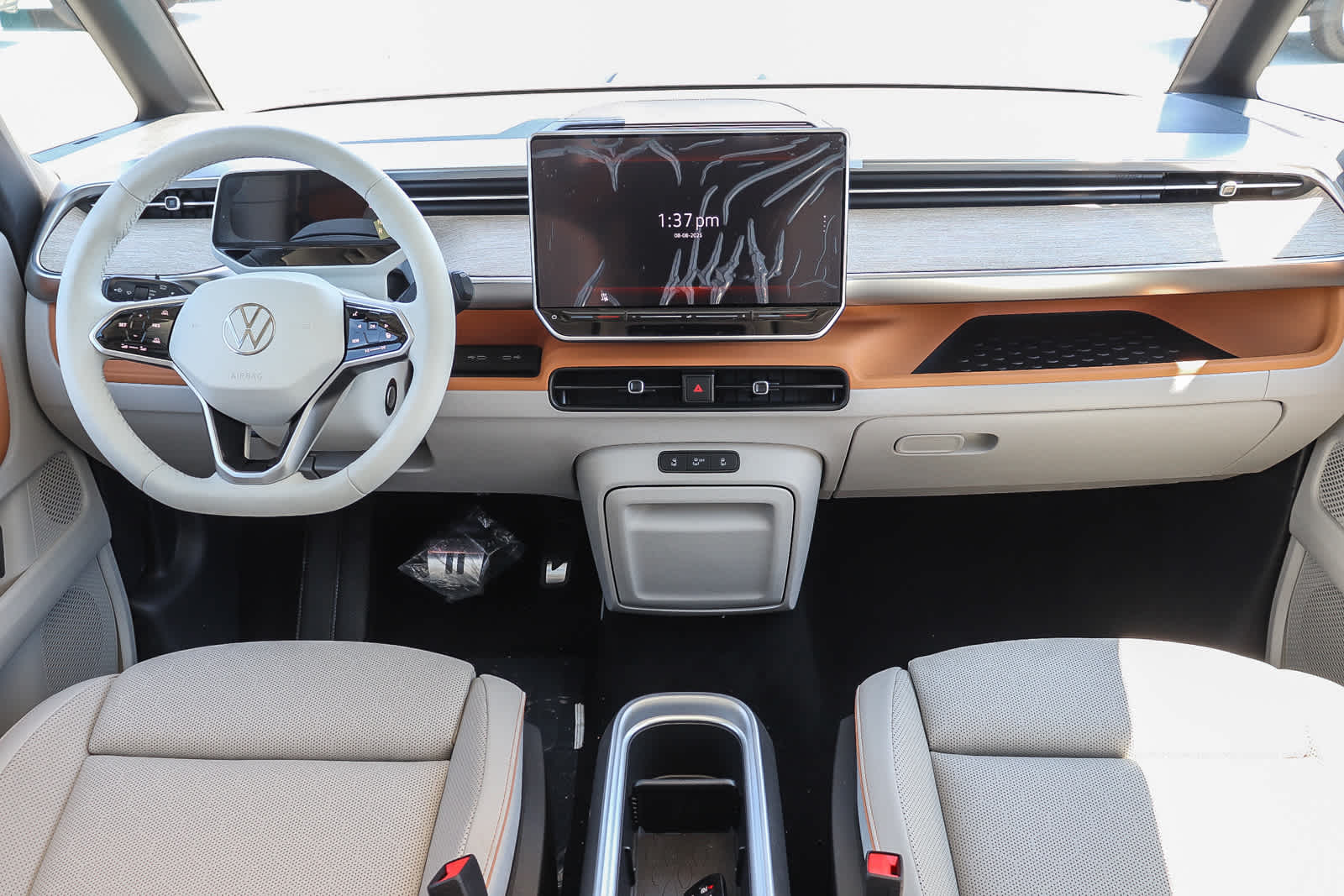 Thumbnail: 2025 Volkswagen ID.Buzz - 13