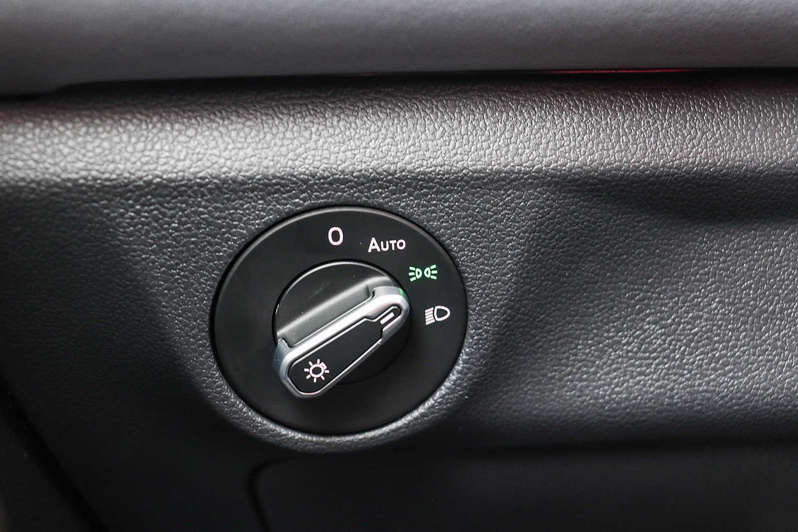 Thumbnail: 2026 Volkswagen Jetta - 25