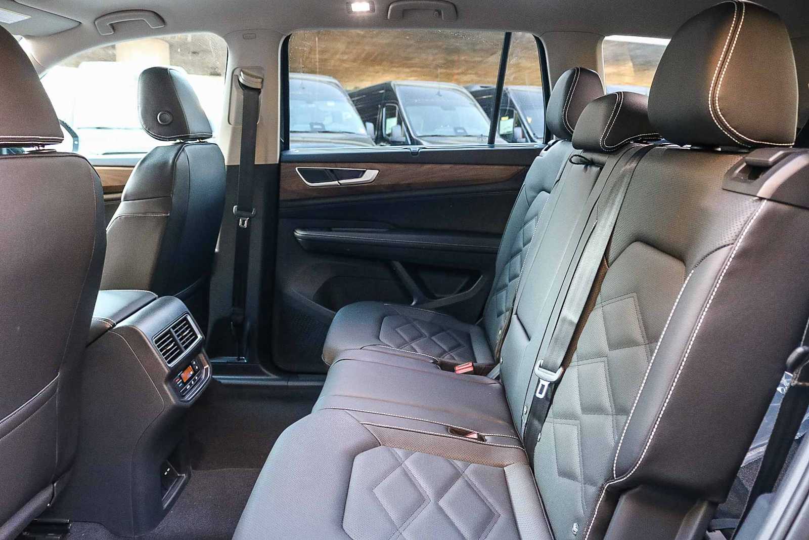 Thumbnail: 2026 Volkswagen Atlas - 20