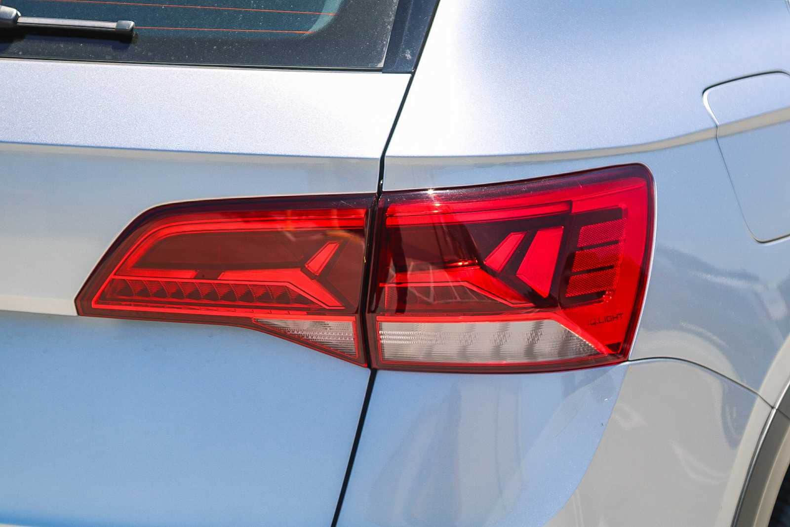 Thumbnail: 2022 Volkswagen Taos - 11