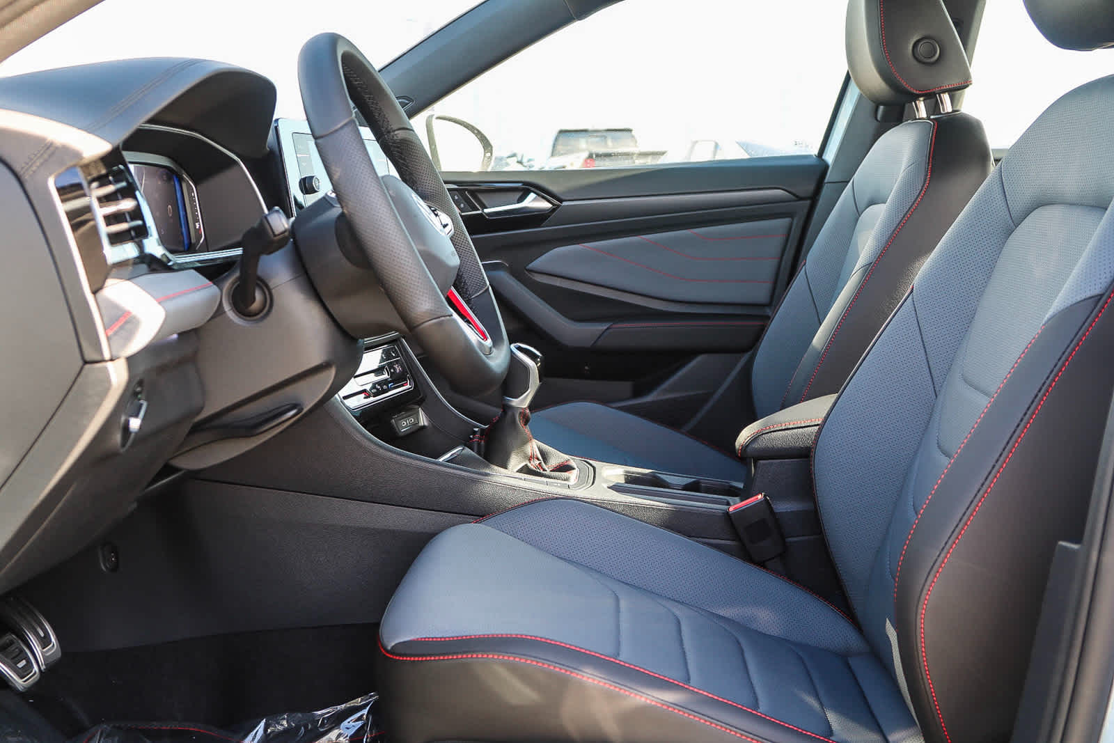 Thumbnail: 2025 Volkswagen Jetta - 20