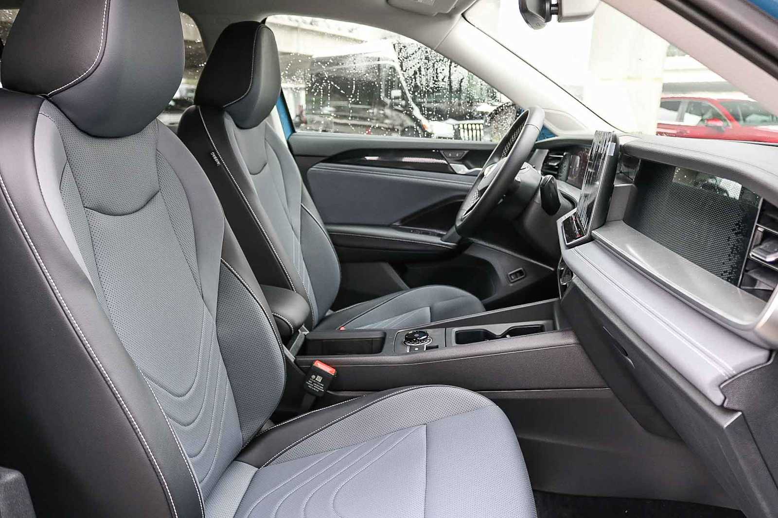 Thumbnail: 2026 Volkswagen Tiguan - 17