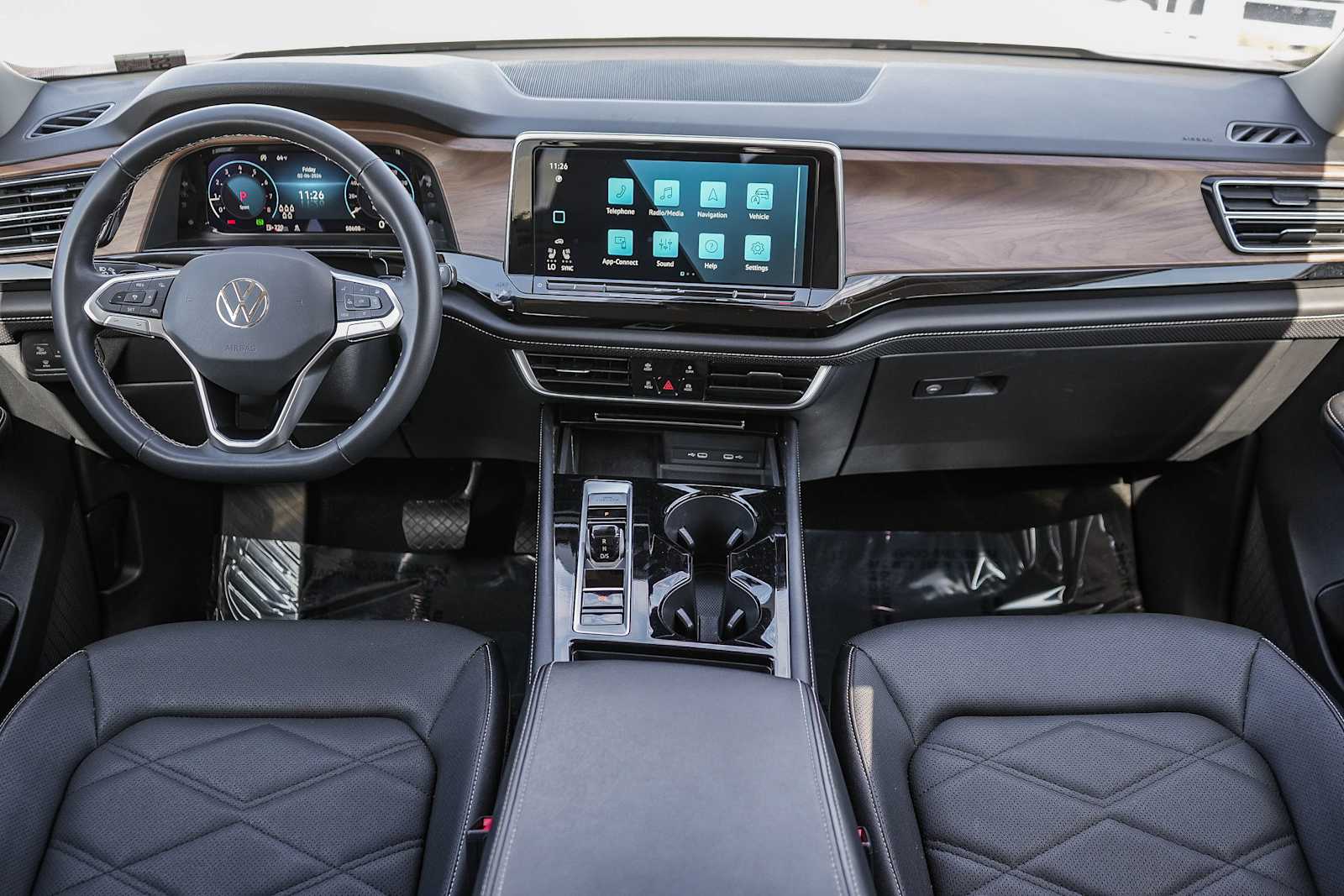 Thumbnail: 2024 Volkswagen Atlas - 12