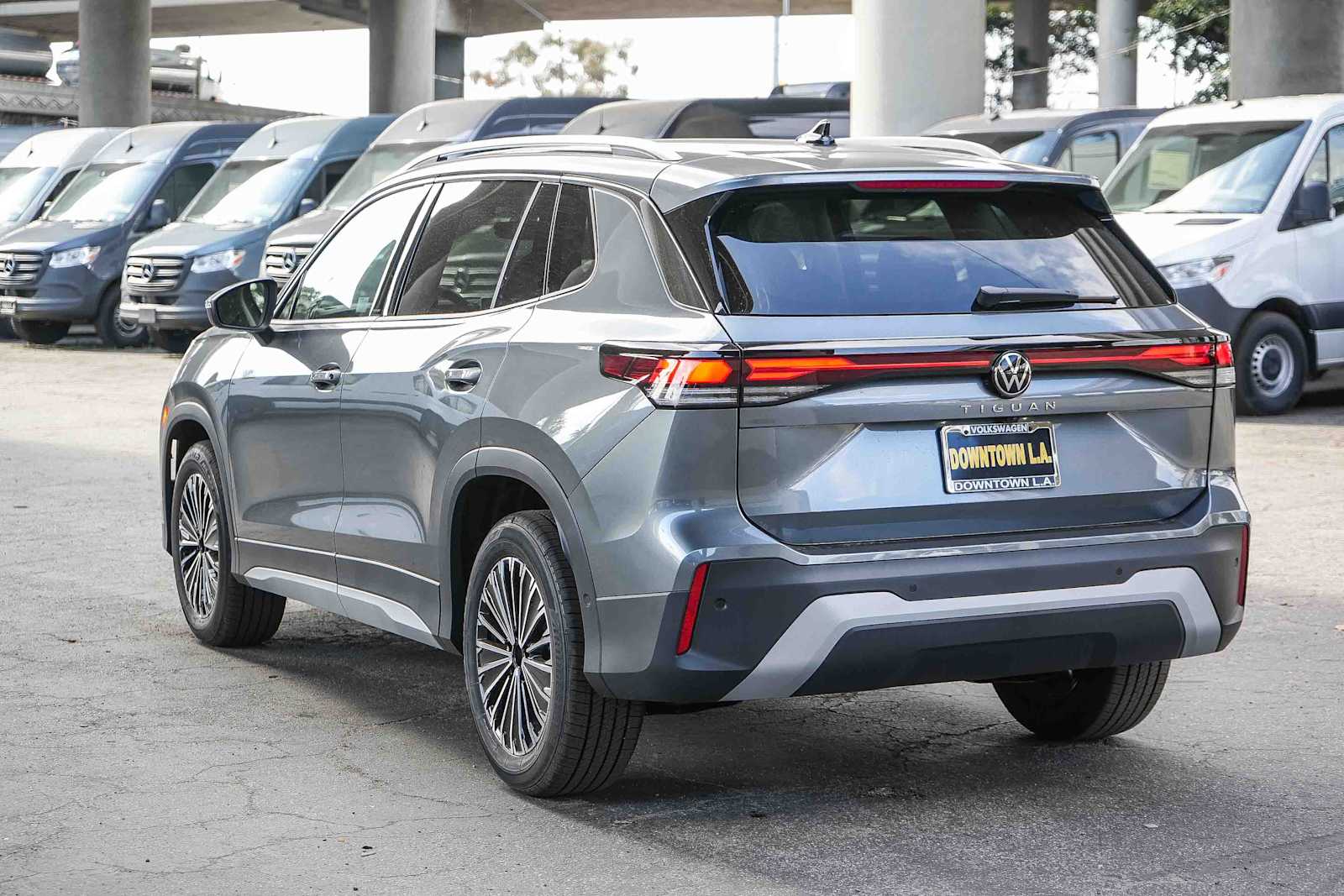 Thumbnail: 2026 Volkswagen Tiguan - 8