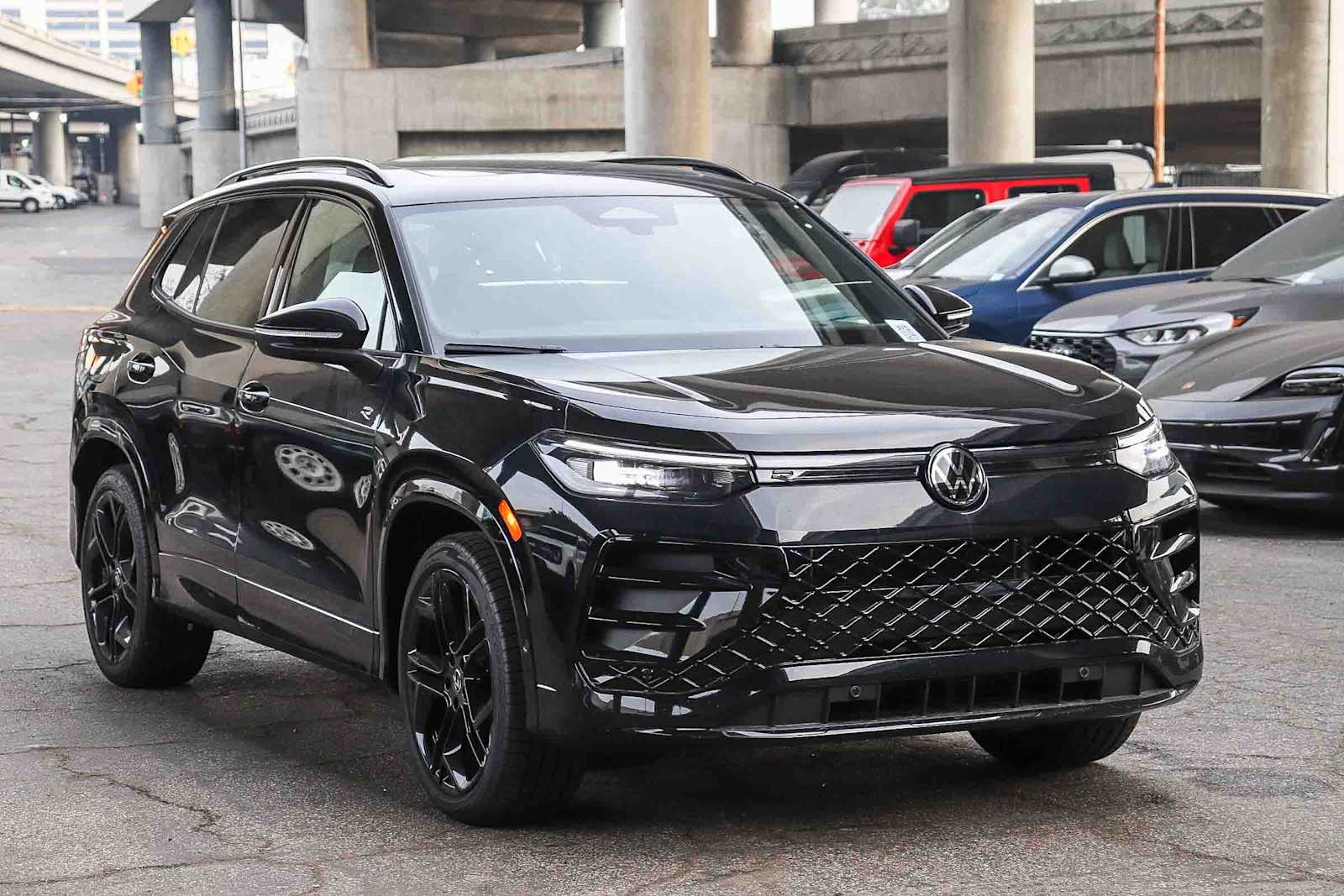 Thumbnail: 2026 Volkswagen Tiguan - 3