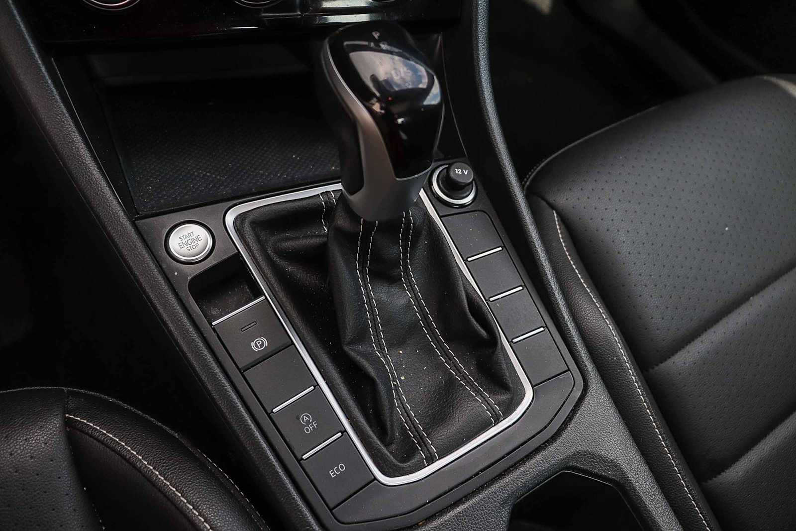 Thumbnail: 2024 Volkswagen Jetta - 16