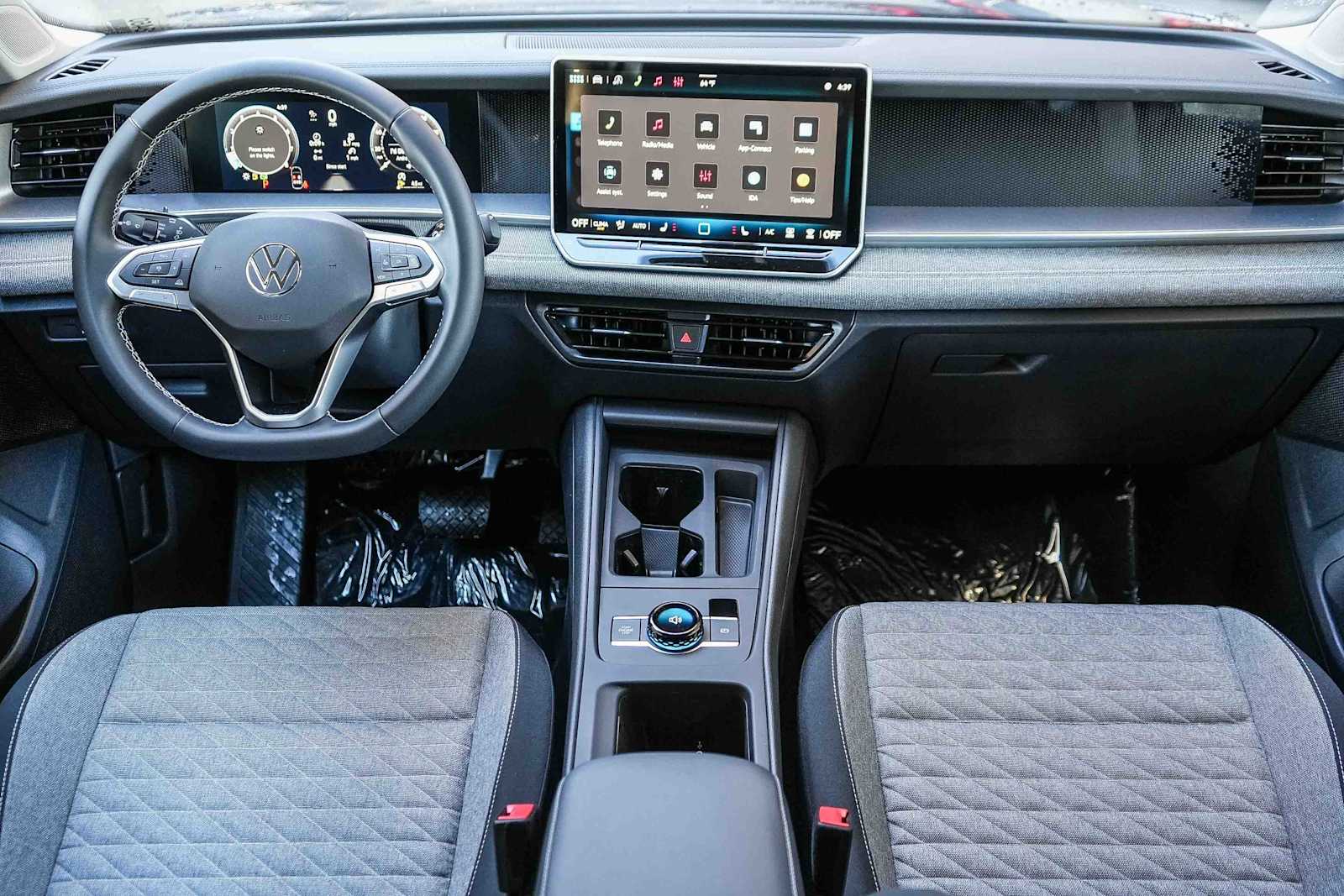 Thumbnail: 2026 Volkswagen Tiguan - 14