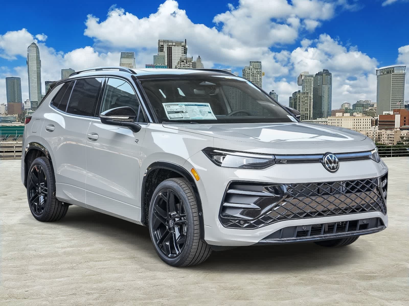 Thumbnail: 2026 Volkswagen Tiguan - 3