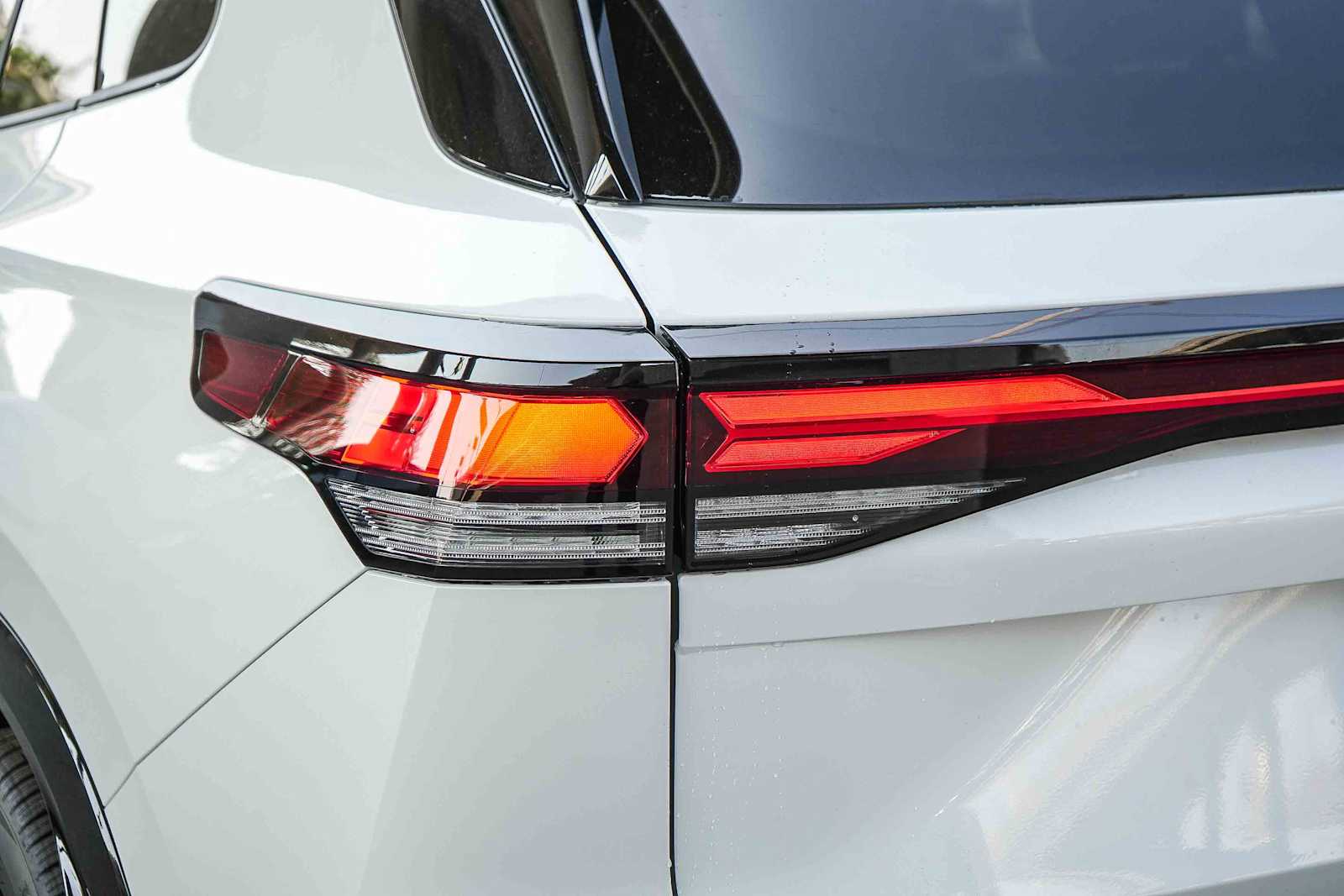 Thumbnail: 2026 Volkswagen Tiguan - 9