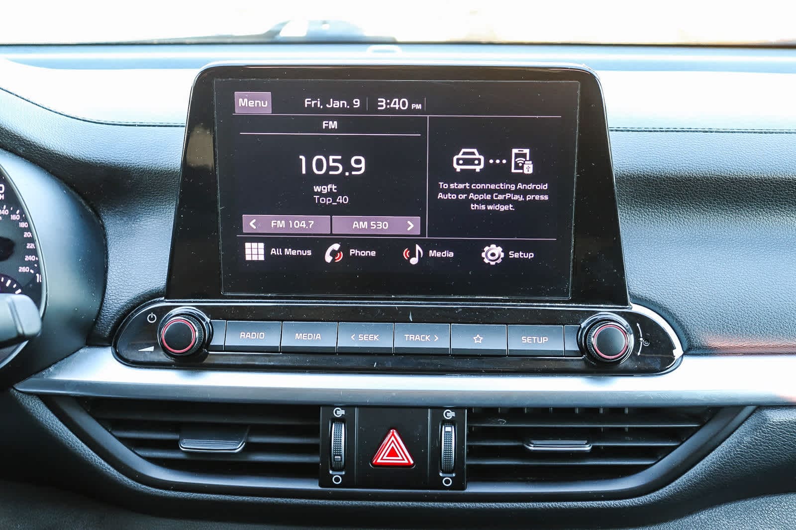 Thumbnail: 2022 Kia Forte - 15