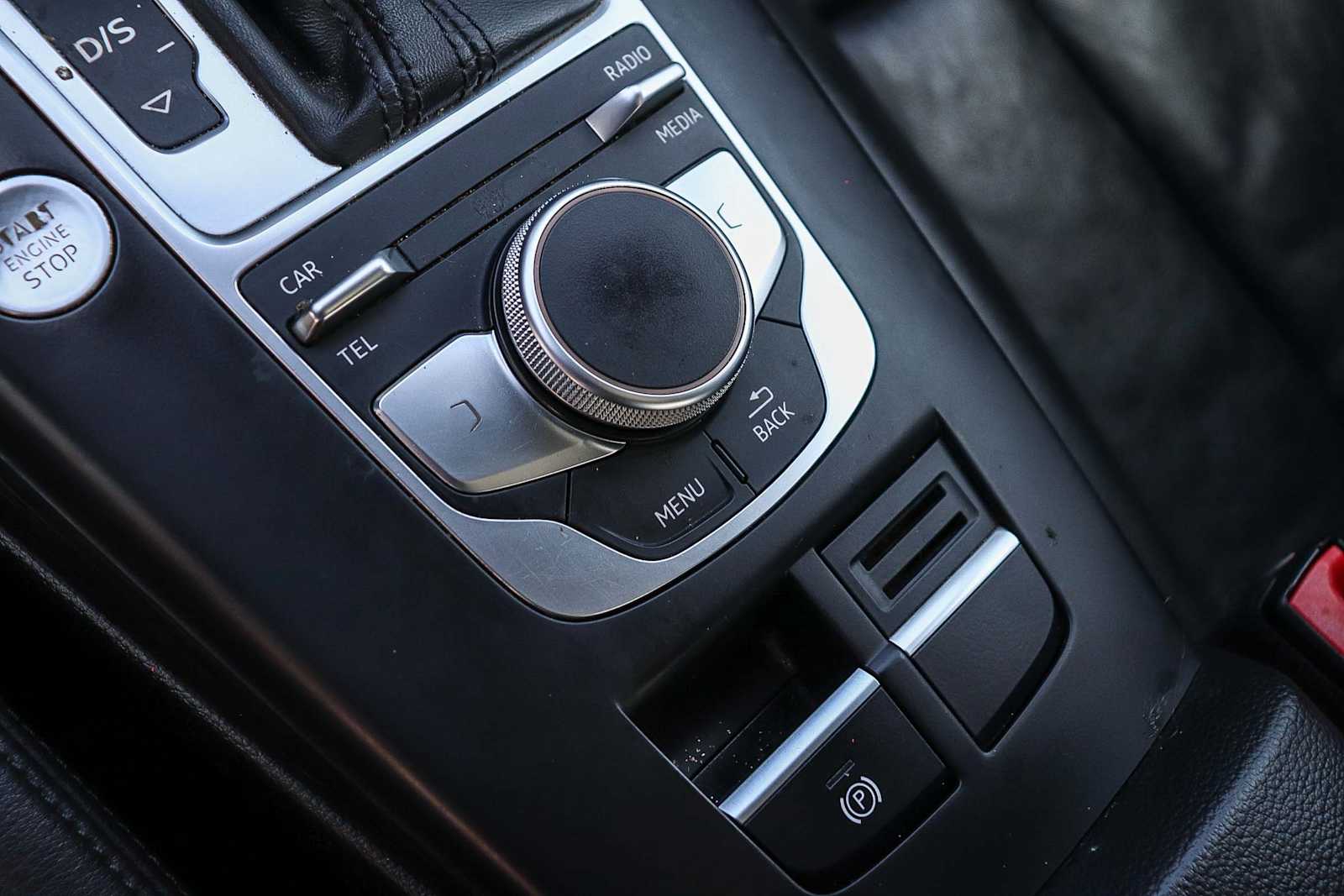 Thumbnail: 2017 Audi A3 e-tron - 20