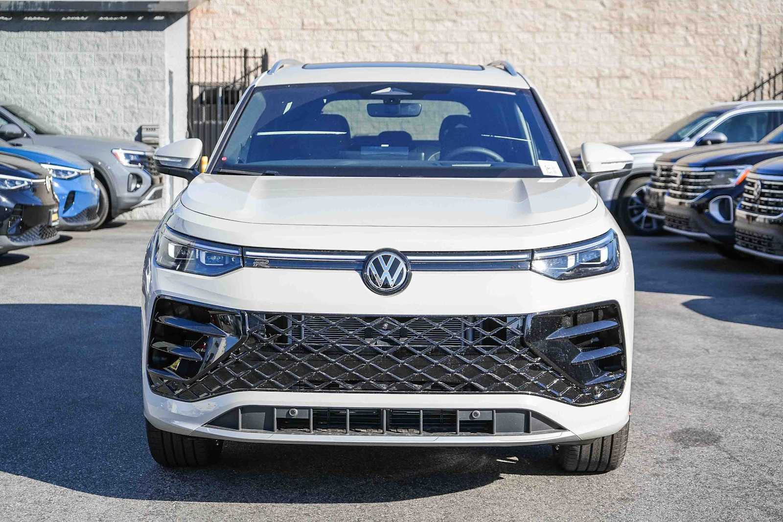 Thumbnail: 2026 Volkswagen Tiguan - 2