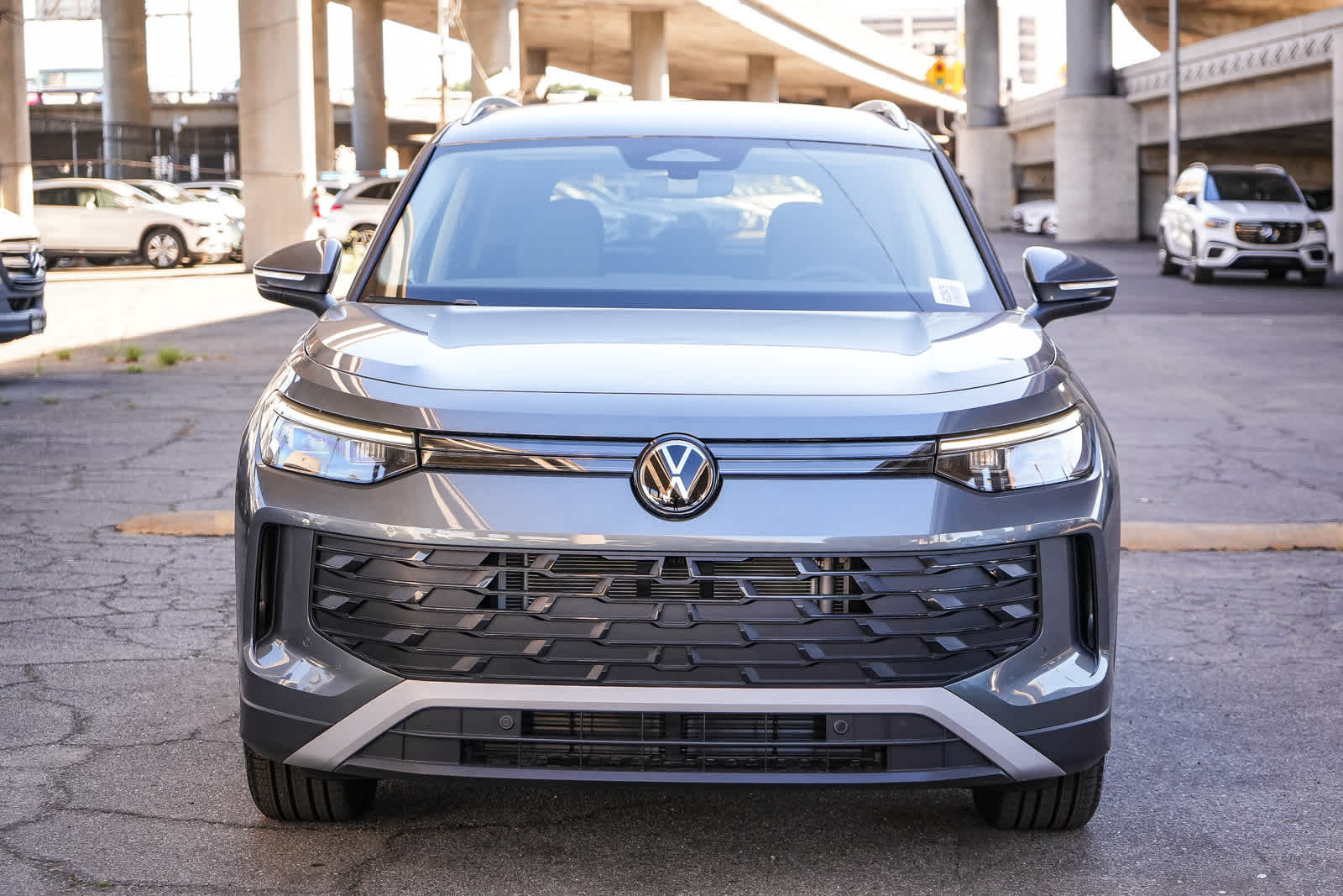 Thumbnail: 2026 Volkswagen Tiguan - 2