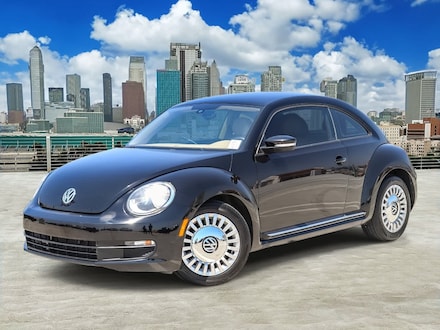 2016 Volkswagen Beetle 1.8T SE Hatchback