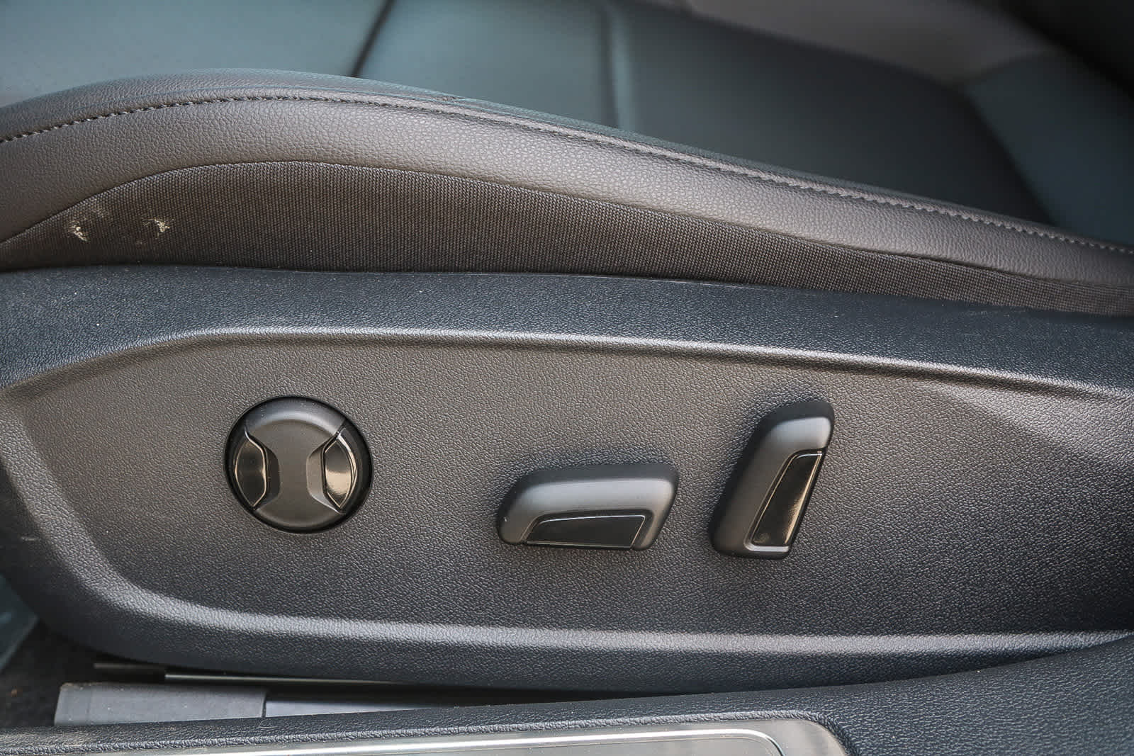 Thumbnail: 2023 Volkswagen Arteon - 20