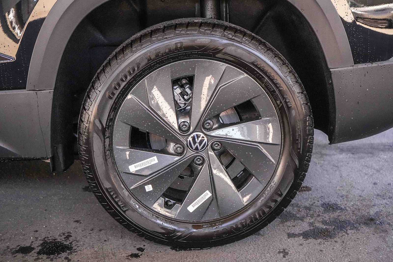 Thumbnail: 2026 Volkswagen Taos - 10