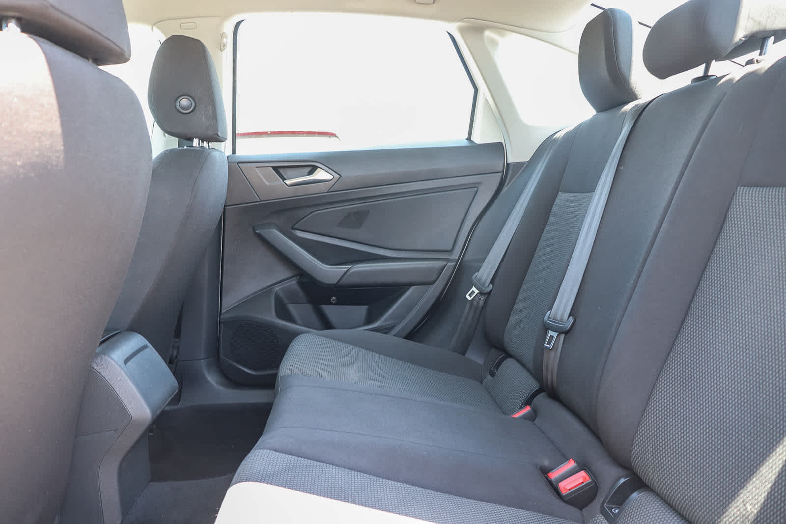 Thumbnail: 2019 Volkswagen Jetta - 18