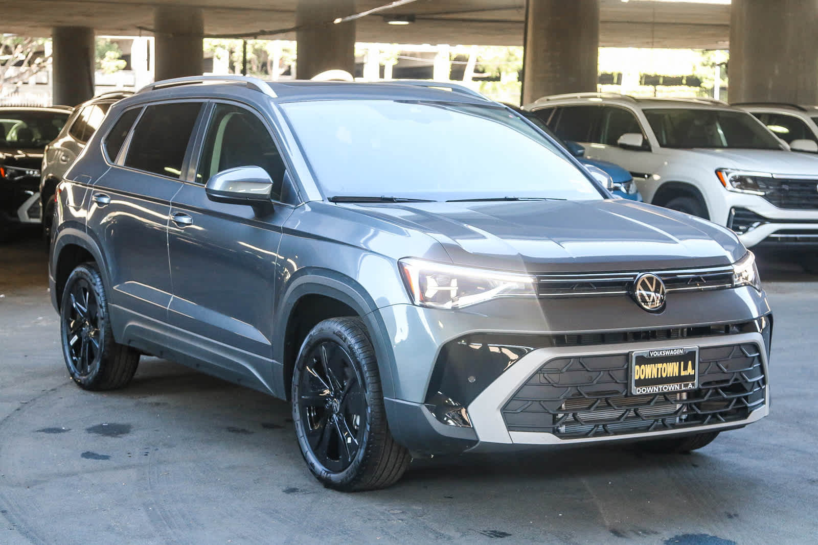 Thumbnail: 2025 Volkswagen Taos - 3