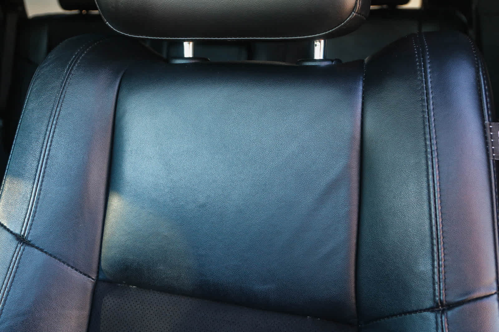 Thumbnail: 2020 Jeep Grand Cherokee - 24