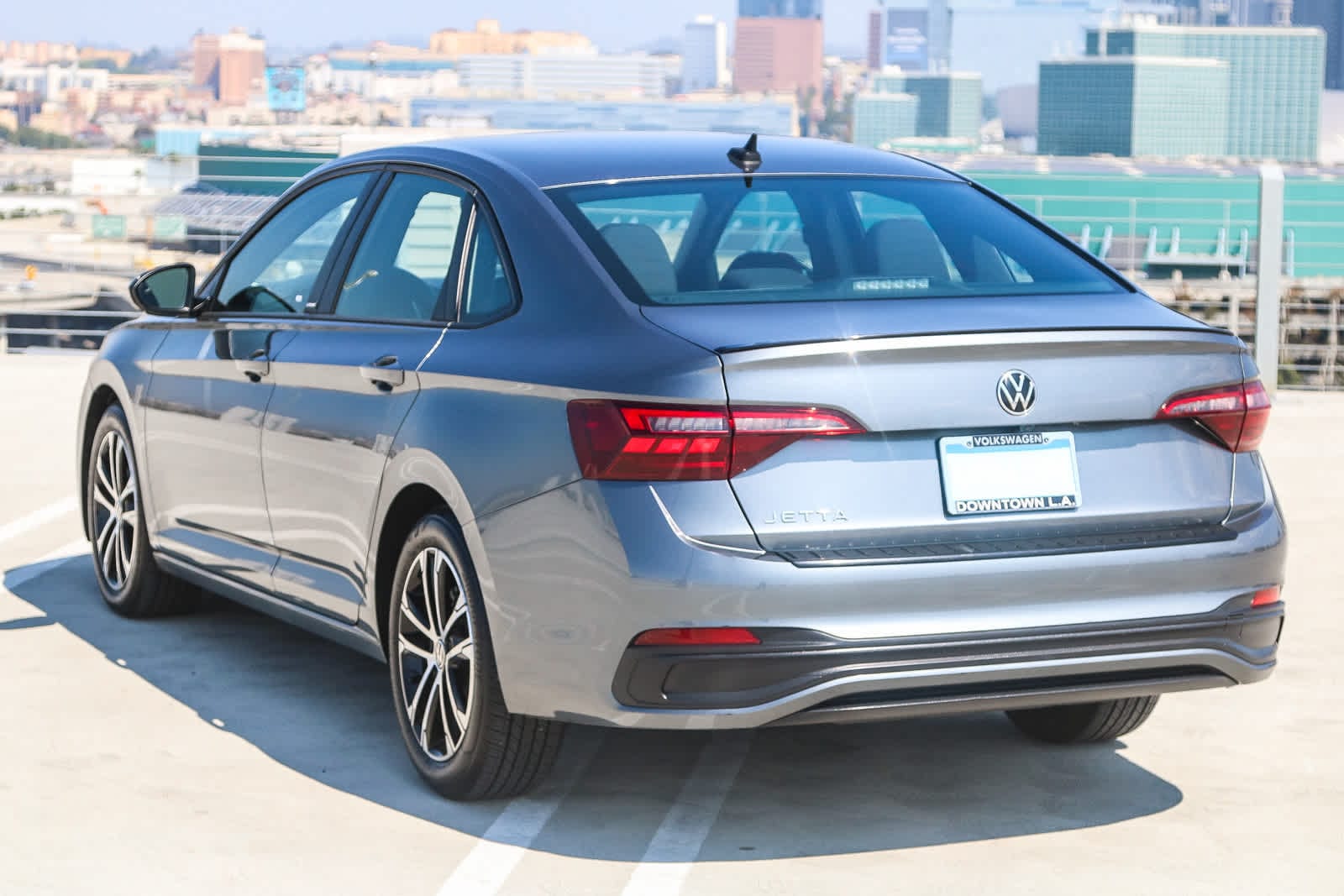 Thumbnail: 2023 Volkswagen Jetta - 8