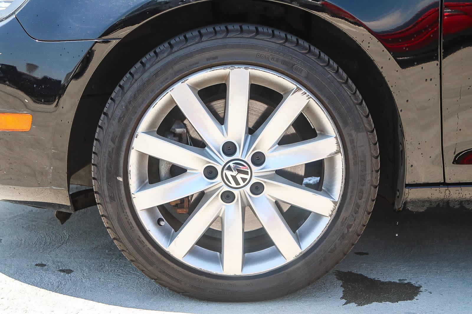 Thumbnail: 2012 Volkswagen Jetta - 11