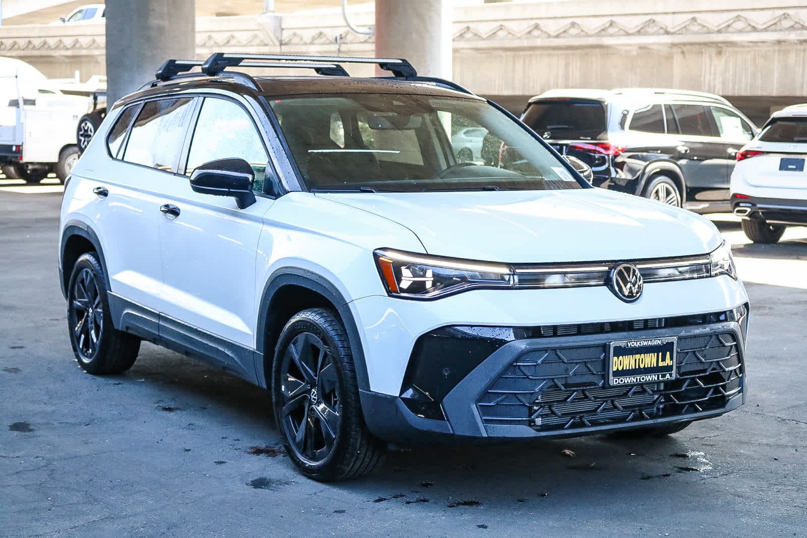 Thumbnail: 2025 Volkswagen Taos - 3