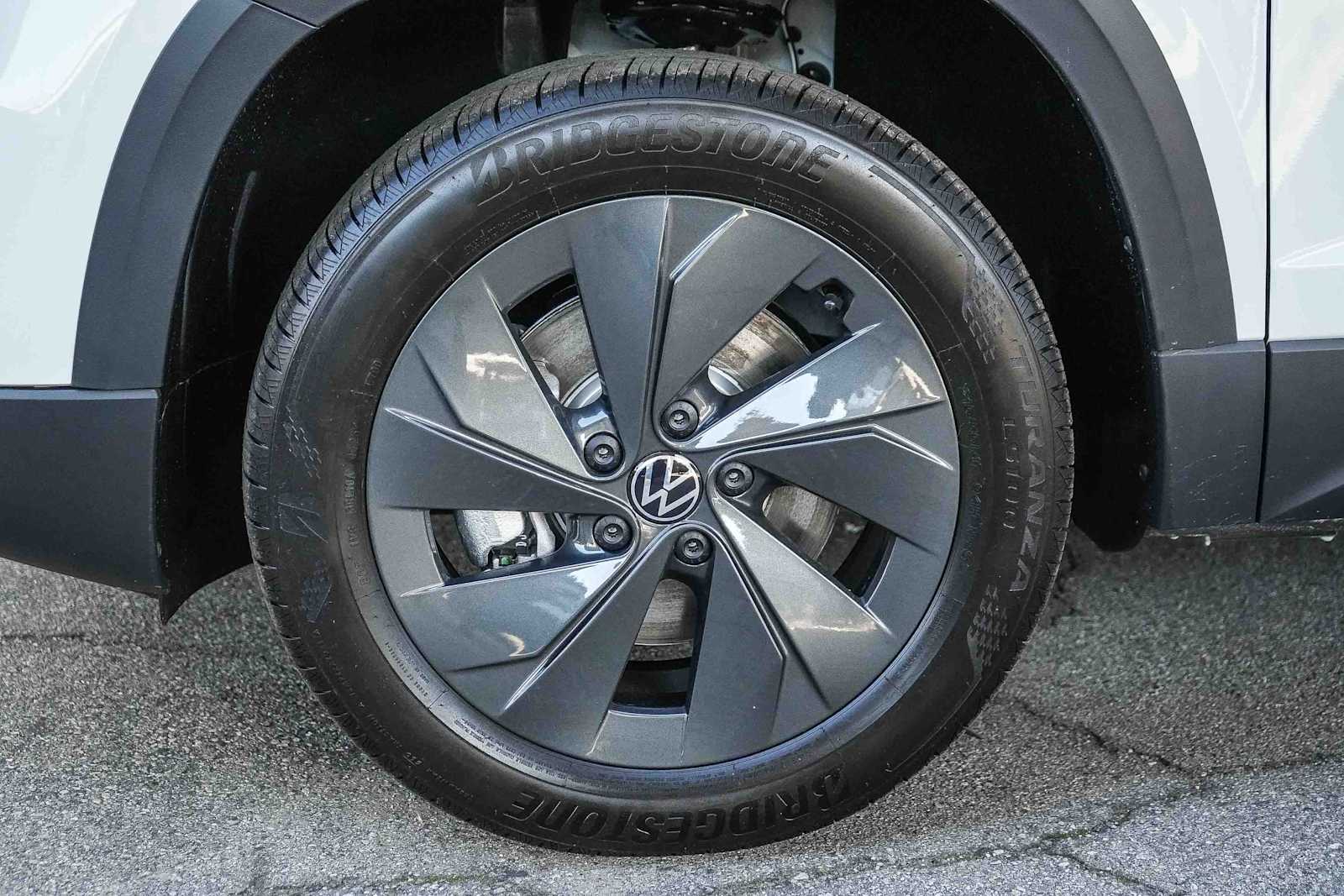 Thumbnail: 2026 Volkswagen Taos - 11
