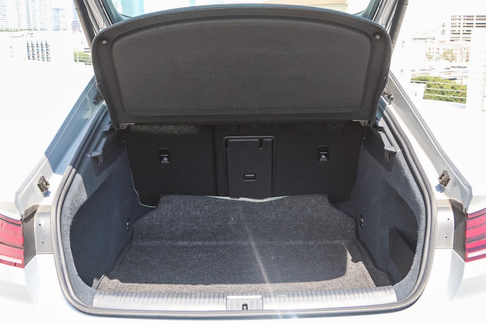 Thumbnail: 2023 Volkswagen Arteon - 25