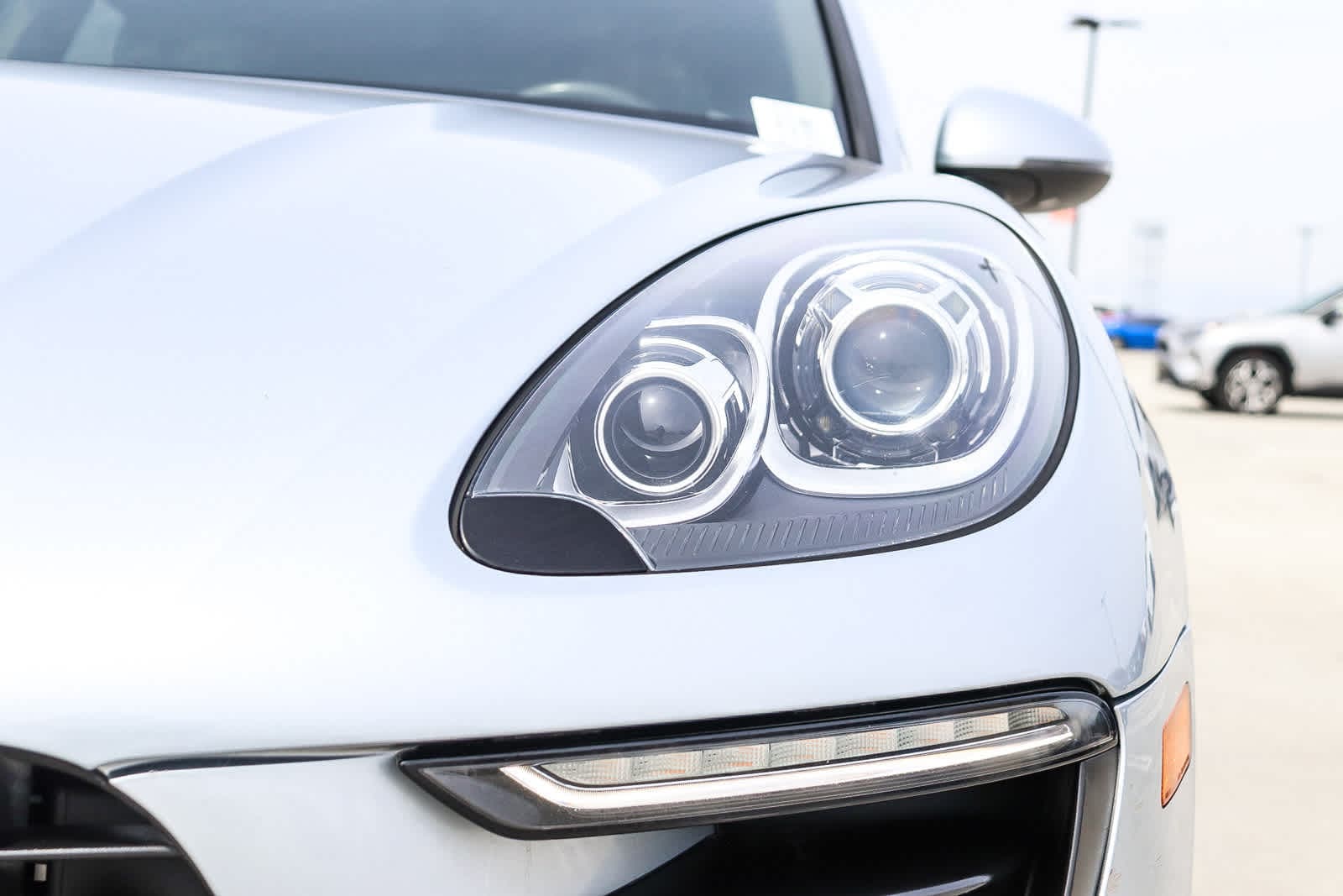 Thumbnail: 2018 Porsche Macan - 7