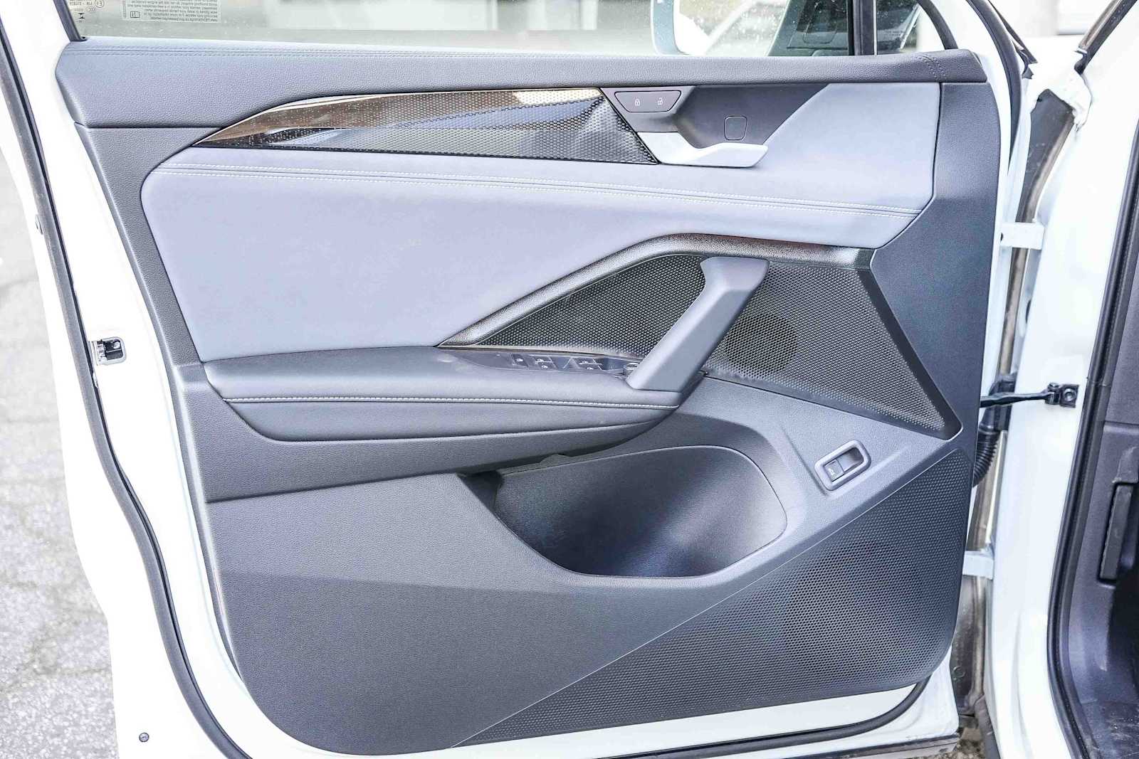 Thumbnail: 2026 Volkswagen Tiguan - 21