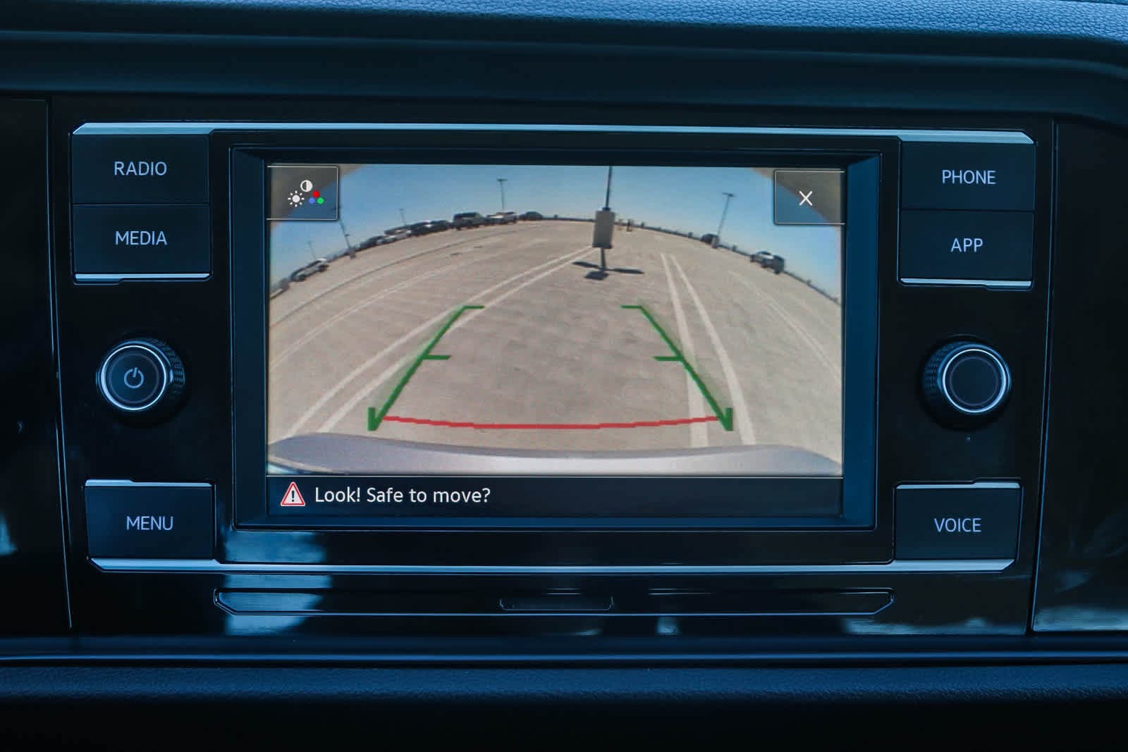 Thumbnail: 2021 Volkswagen Jetta - 23