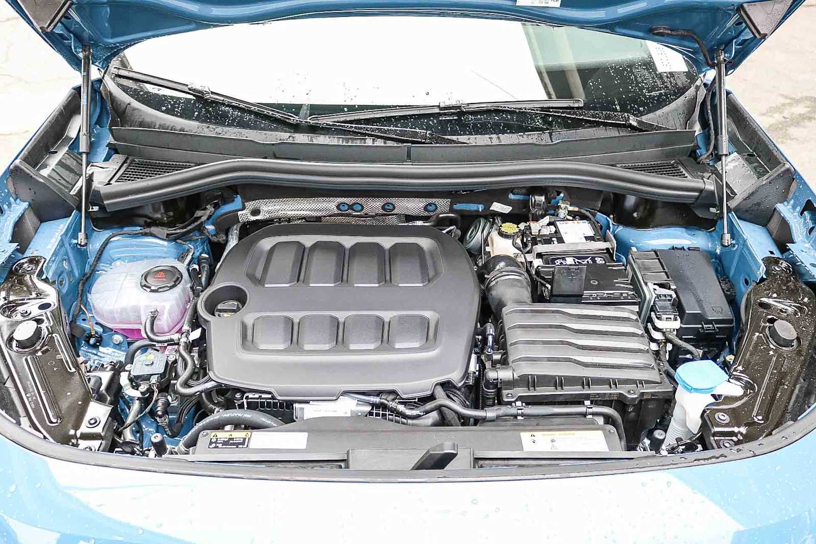 Thumbnail: 2026 Volkswagen Tiguan - 12