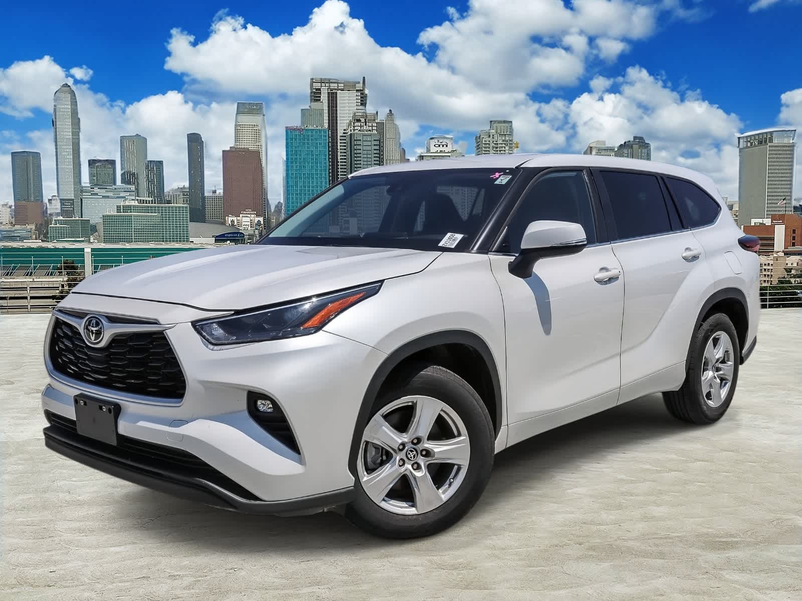2024 Toyota Highlander LE