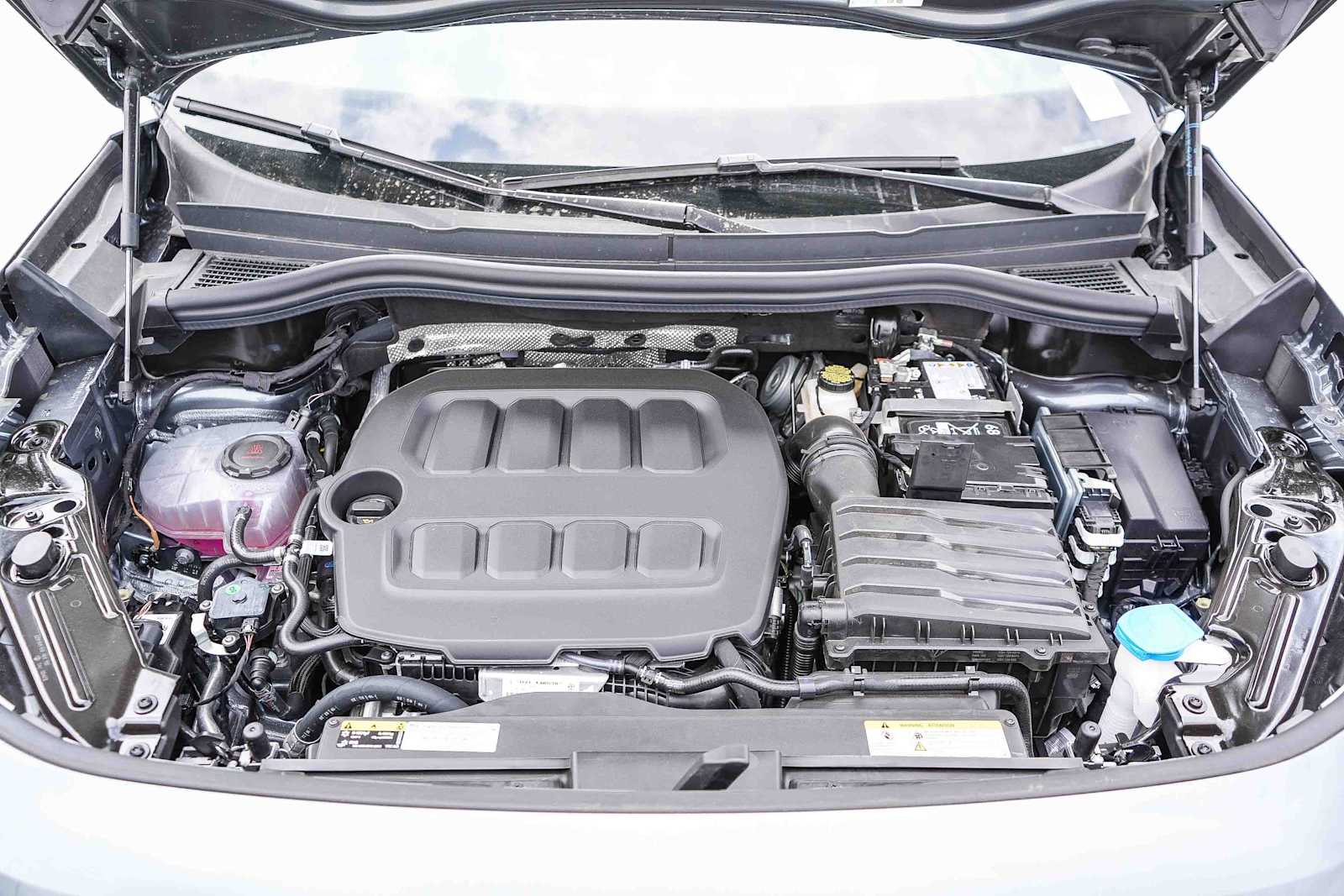 Thumbnail: 2026 Volkswagen Tiguan - 13