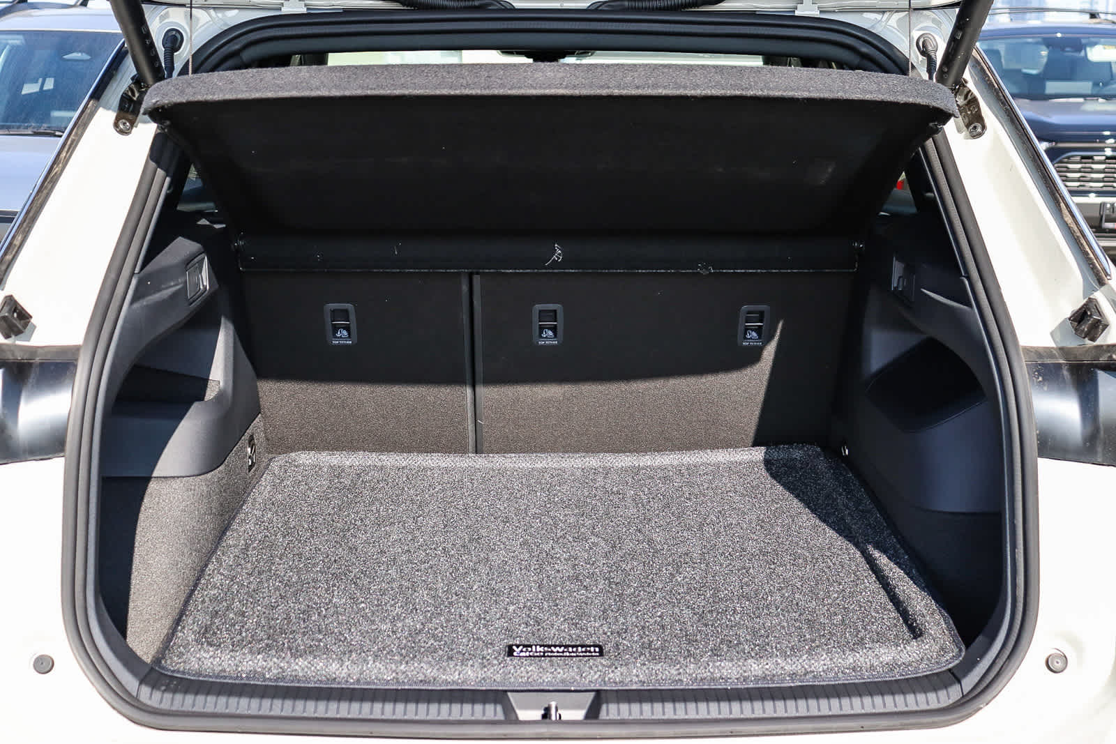 Thumbnail: 2026 Volkswagen Tiguan - 12