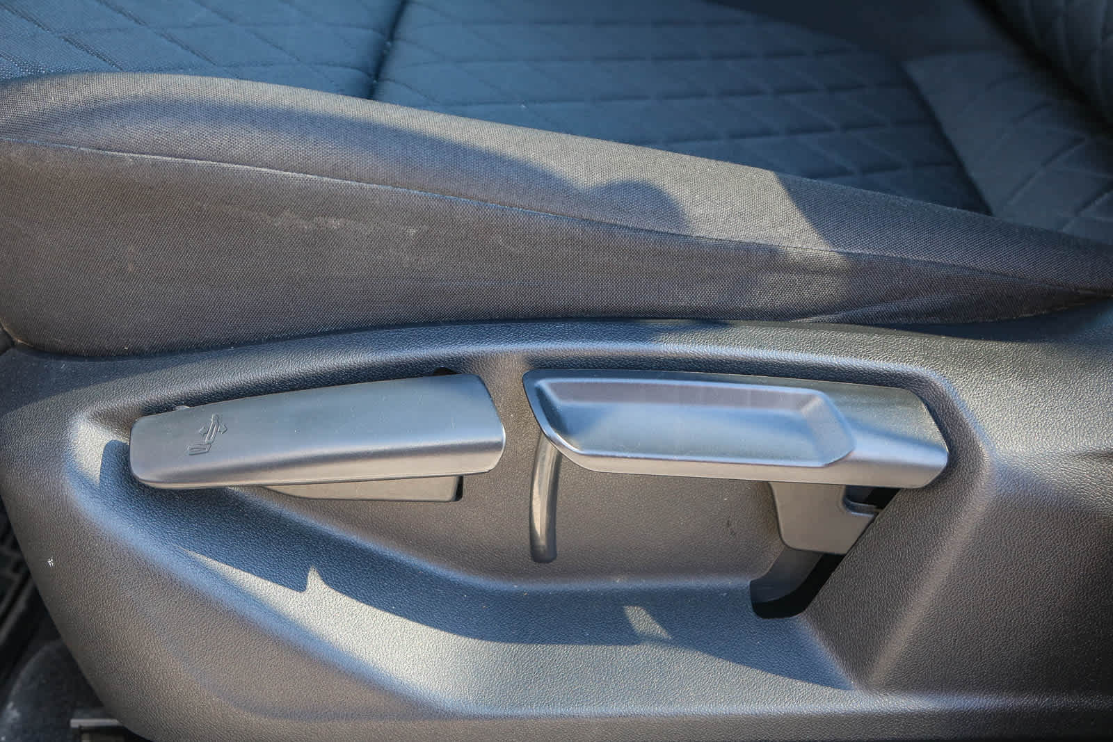 Thumbnail: 2019 Volkswagen Atlas - 18