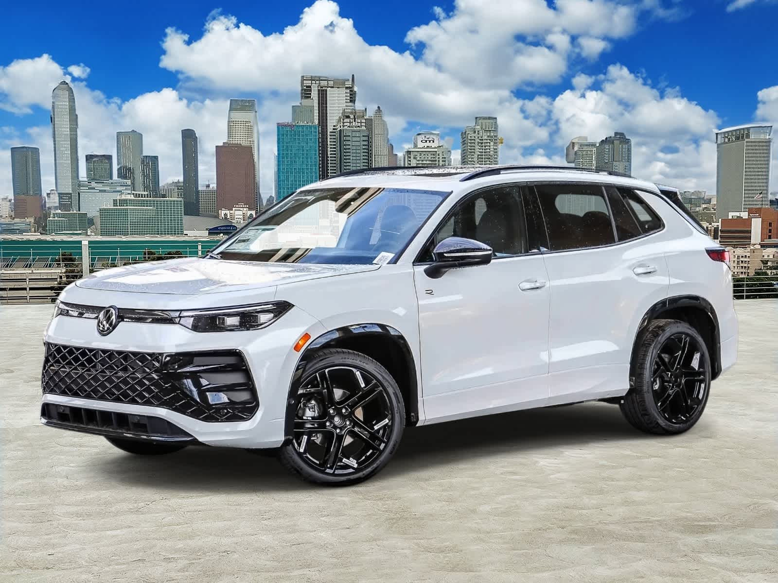 Thumbnail: 2026 Volkswagen Tiguan - 1