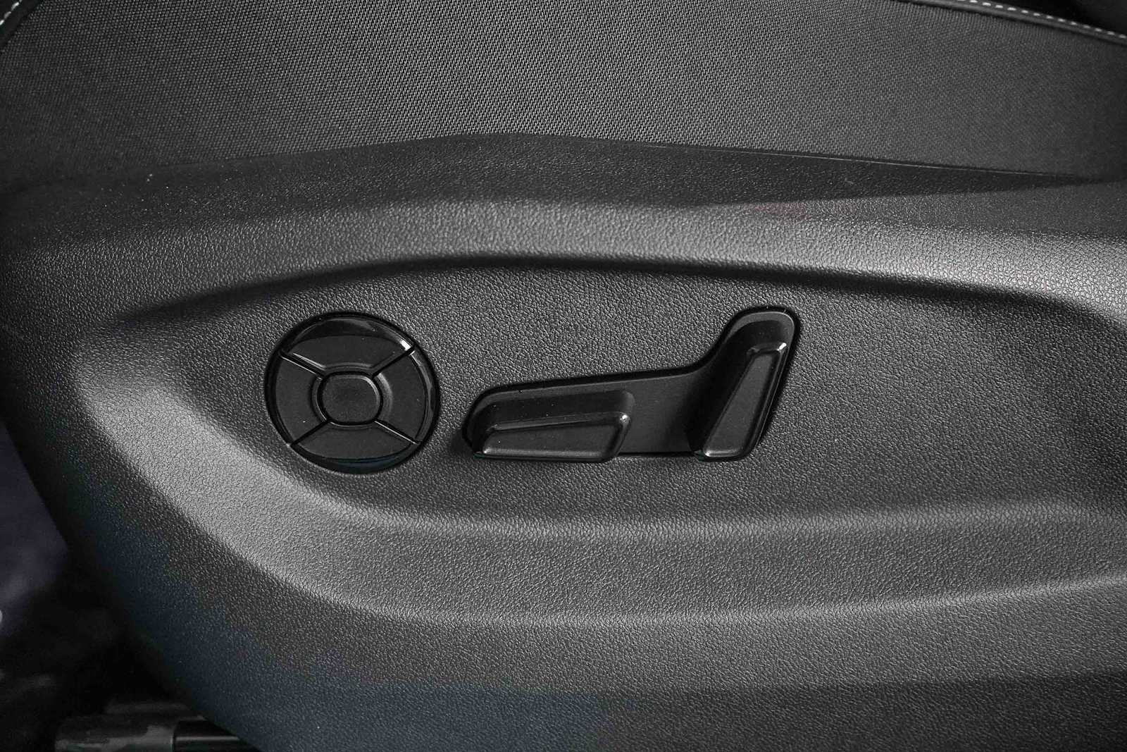 Thumbnail: 2026 Volkswagen Tiguan - 22