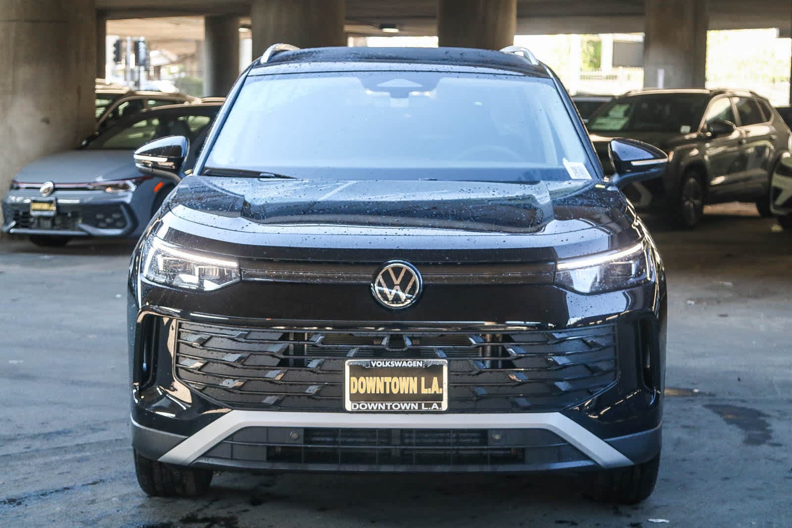 Thumbnail: 2025 Volkswagen Tiguan - 2