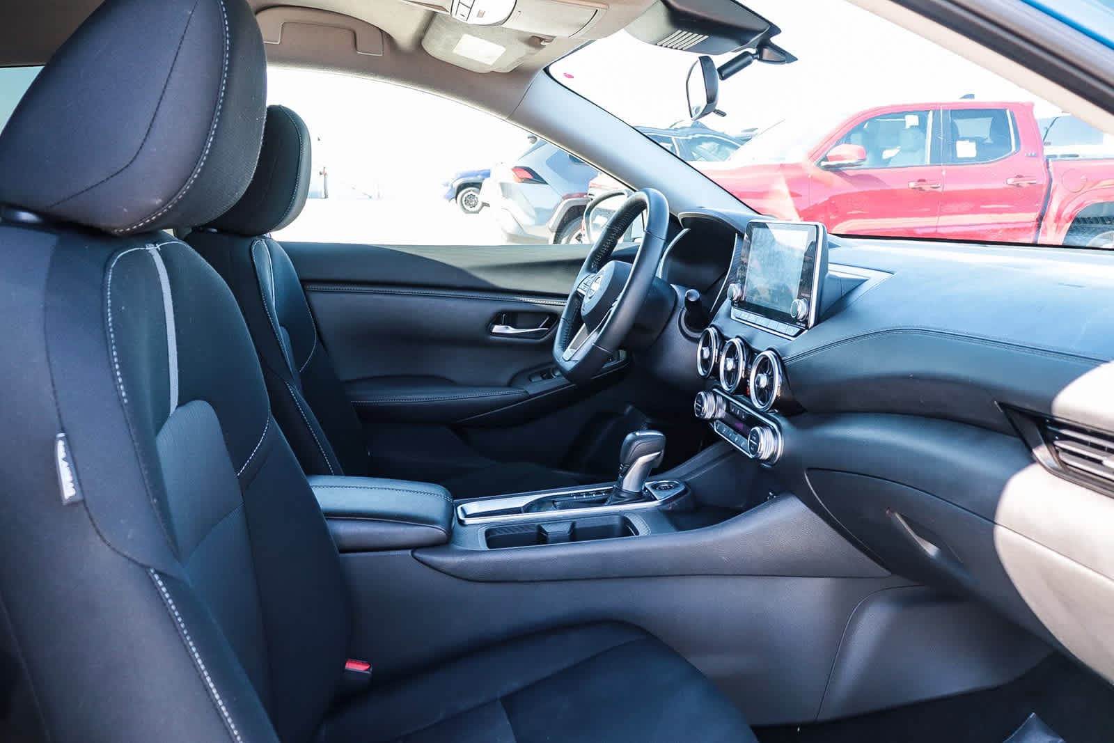 Thumbnail: 2022 Nissan Sentra - 17