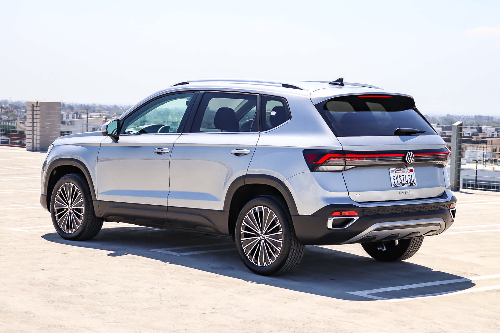 Thumbnail: 2025 Volkswagen Taos - 6