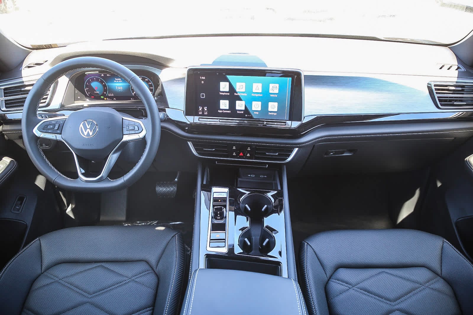 Thumbnail: 2024 Volkswagen Atlas - 14