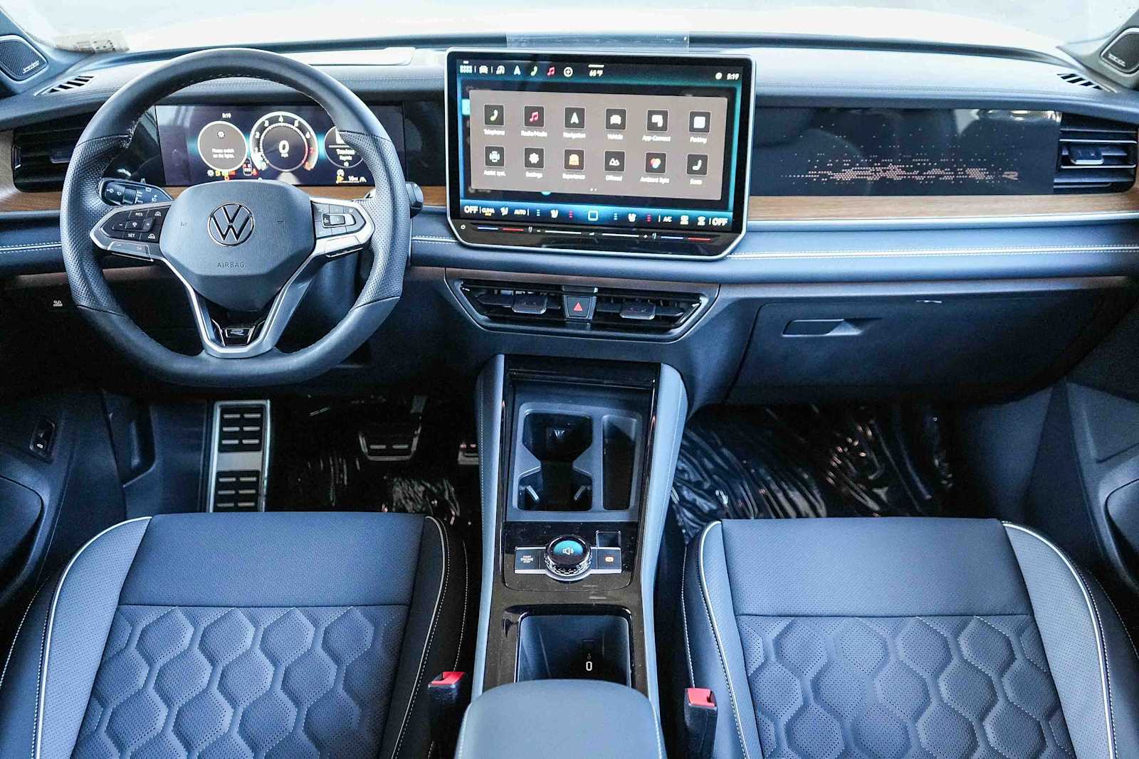 Thumbnail: 2026 Volkswagen Tiguan - 13